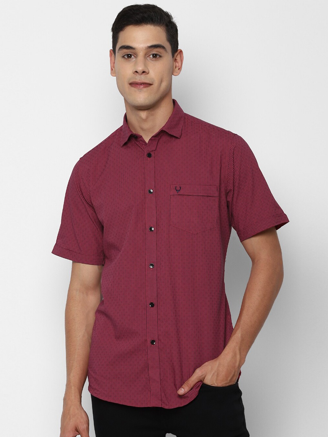 

Allen Solly Men Maroon Slim Fit Opaque Checked Casual Shirt