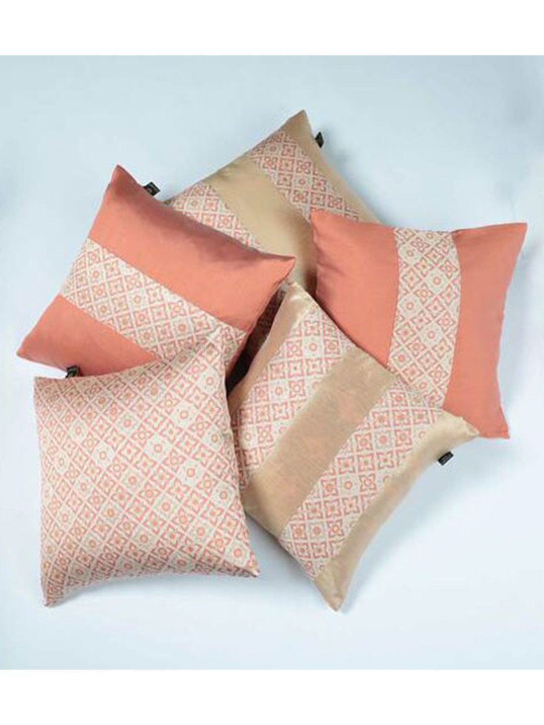 

Lushomes Pink & Gold-Toned Set of 5 Floral Square Cushion Covers