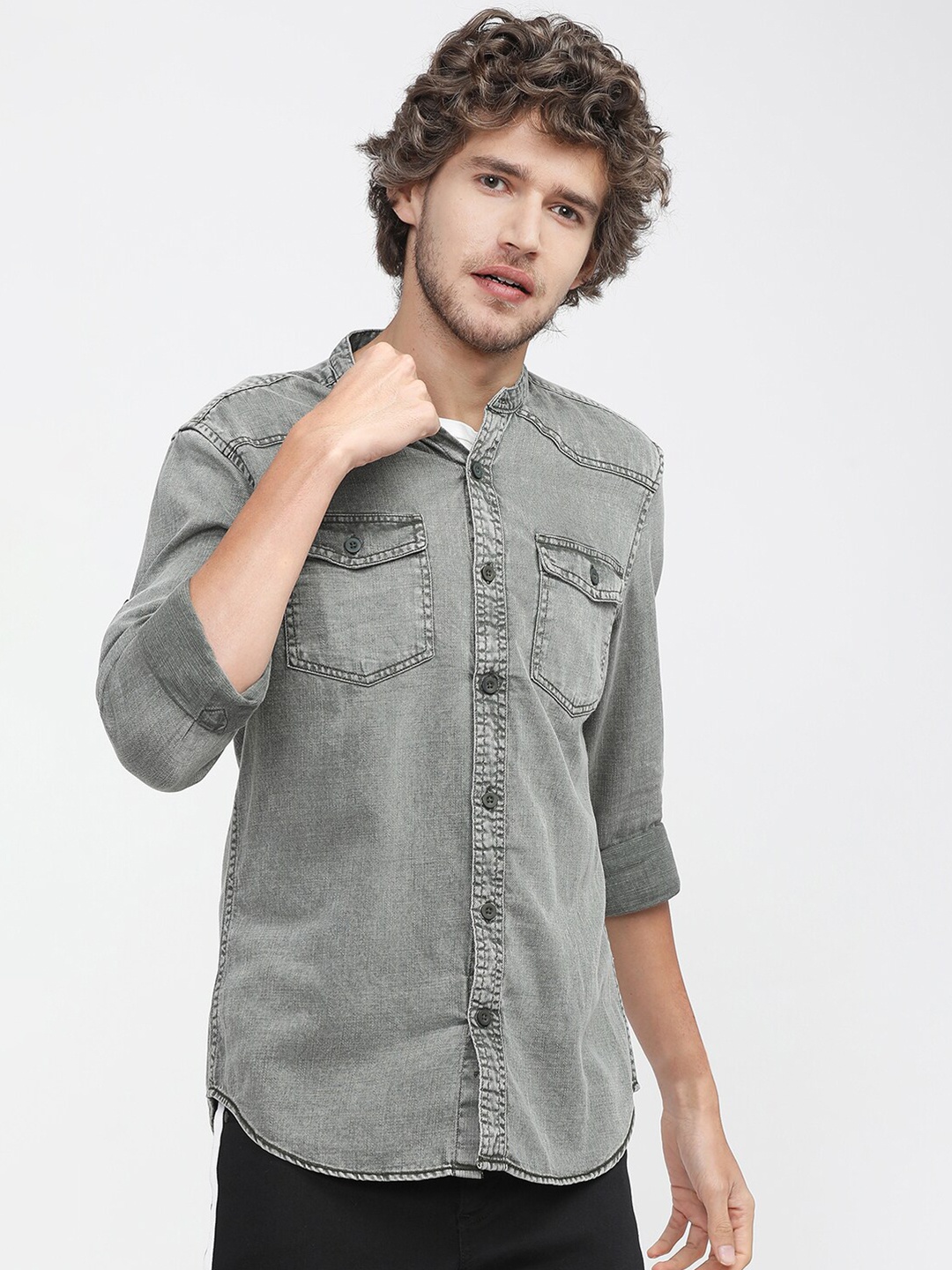 

HIGHLANDER Men Olive Green Slim Fit Faded Opaque Faded Casual Shirt