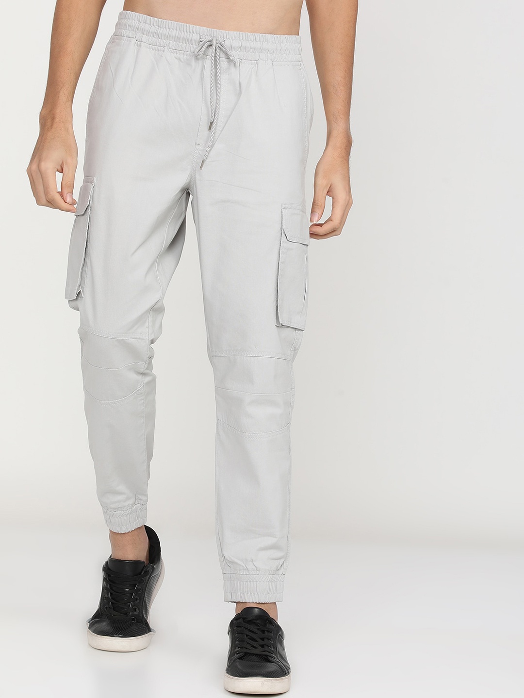 

HIGHLANDER Men Grey Slim Fit Joggers Trousers
