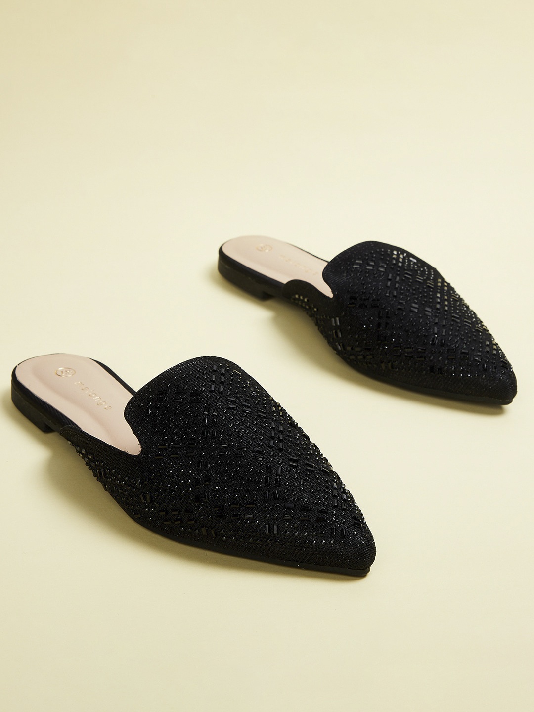 

Melange by Lifestyle Women Black Woven Design Flat Boots
