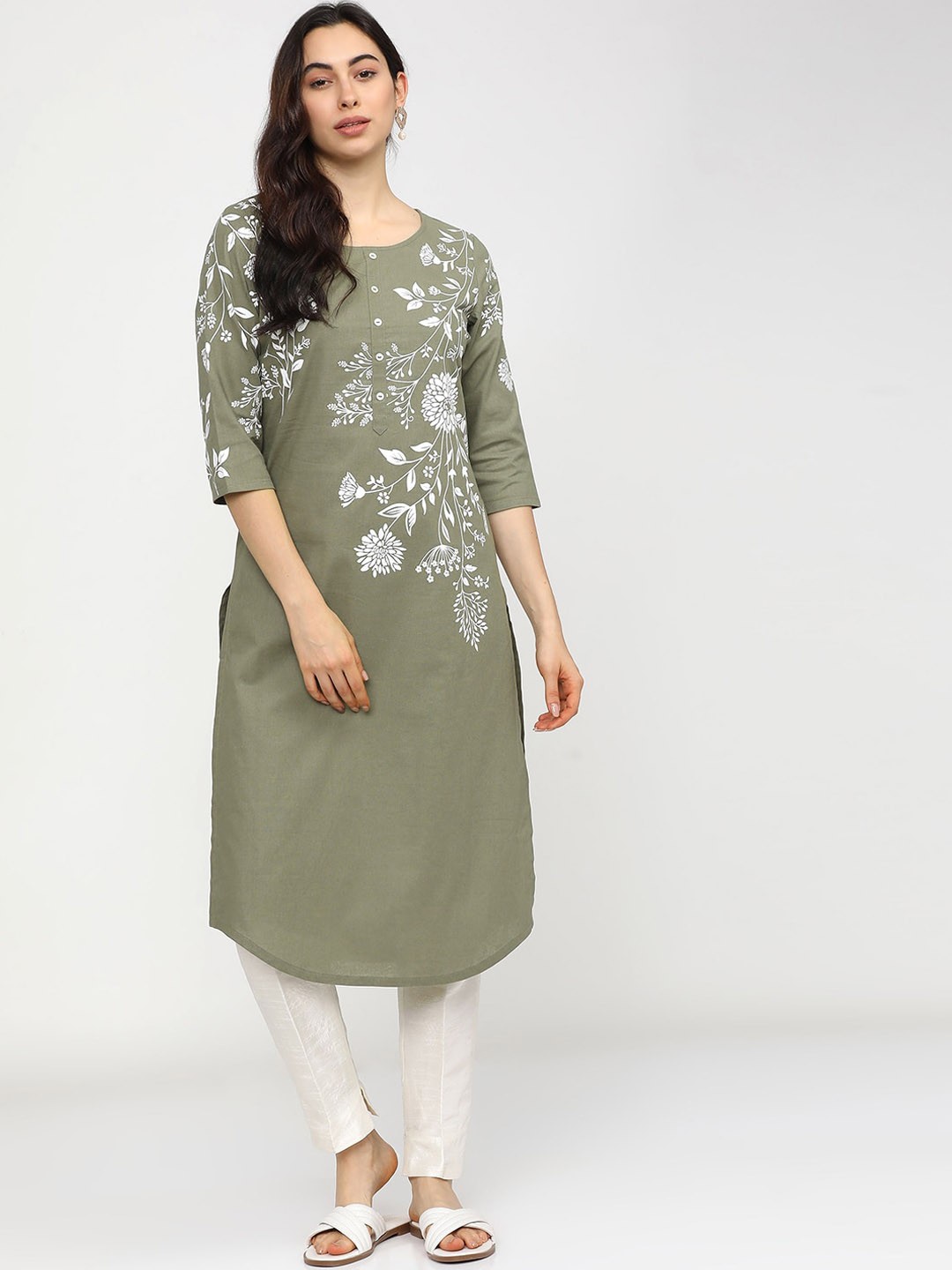 

Vishudh Women Green & White Ethnic Motifs Printed Cotton Kurta