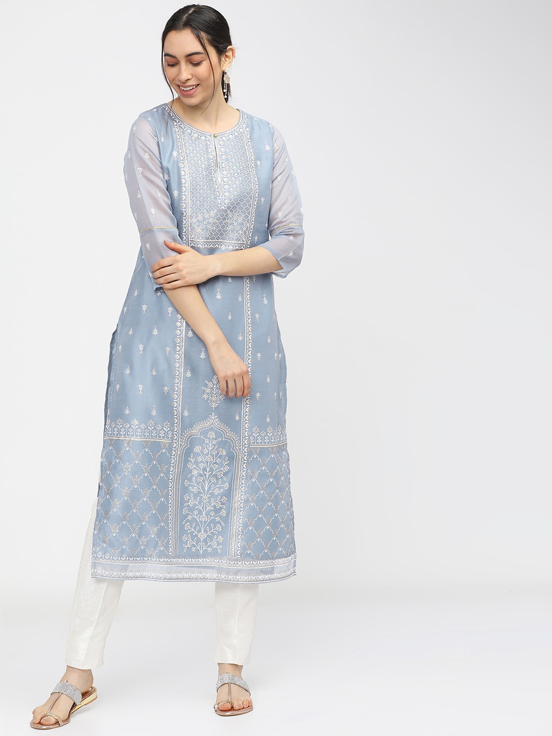 

Vishudh Women Mauve Ethnic Motifs Printed Keyhole Neck Flared Sleeves Kurta