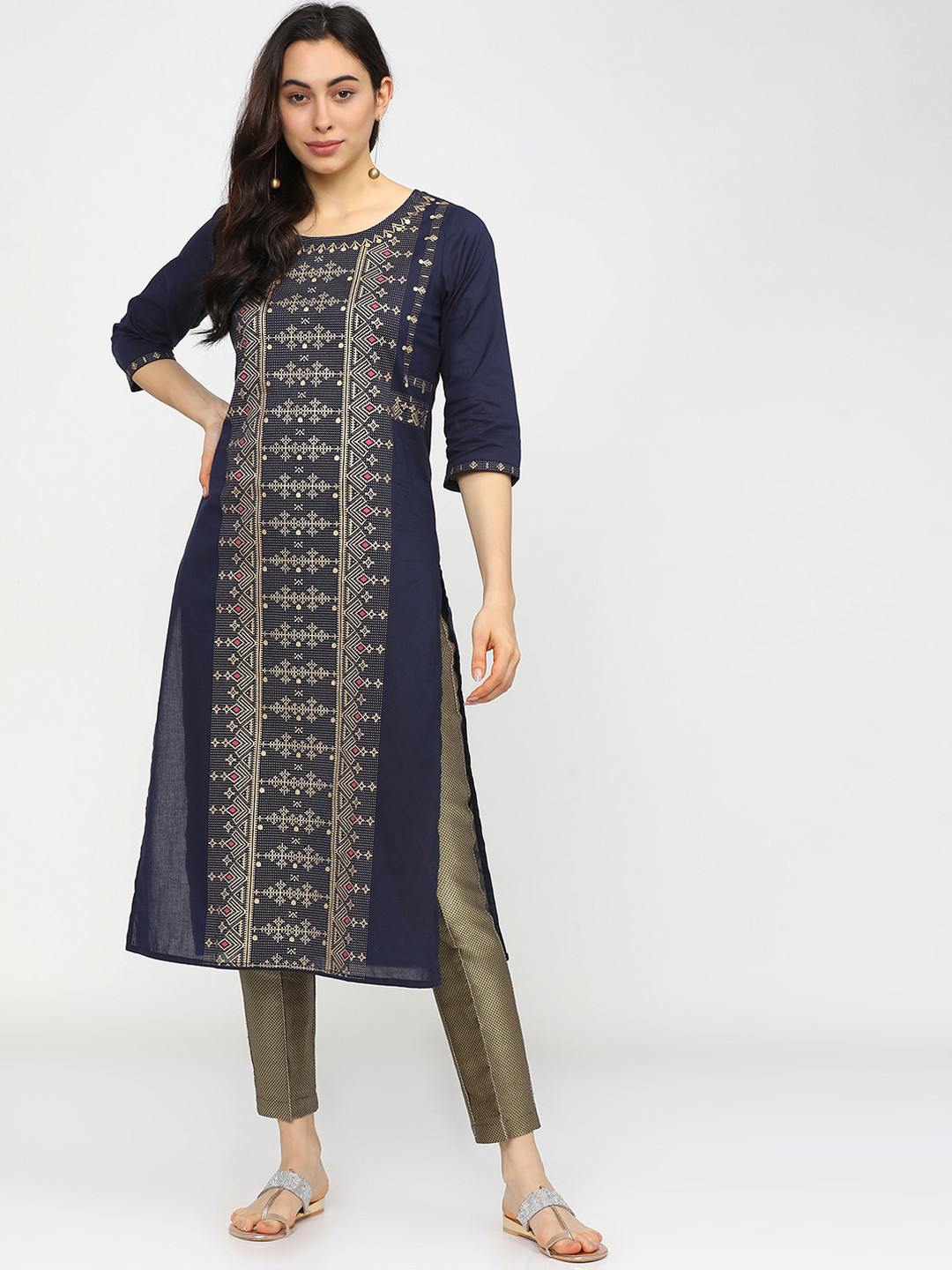 

Vishudh Women Navy Blue Ethnic Motifs Thread Work Kurta