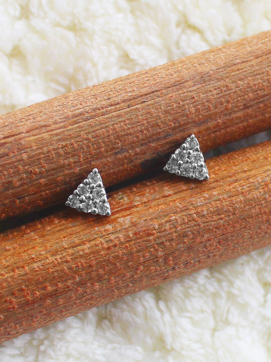 

ERILINE JEWELRY Silver-Toned Contemporary Studs Earrings