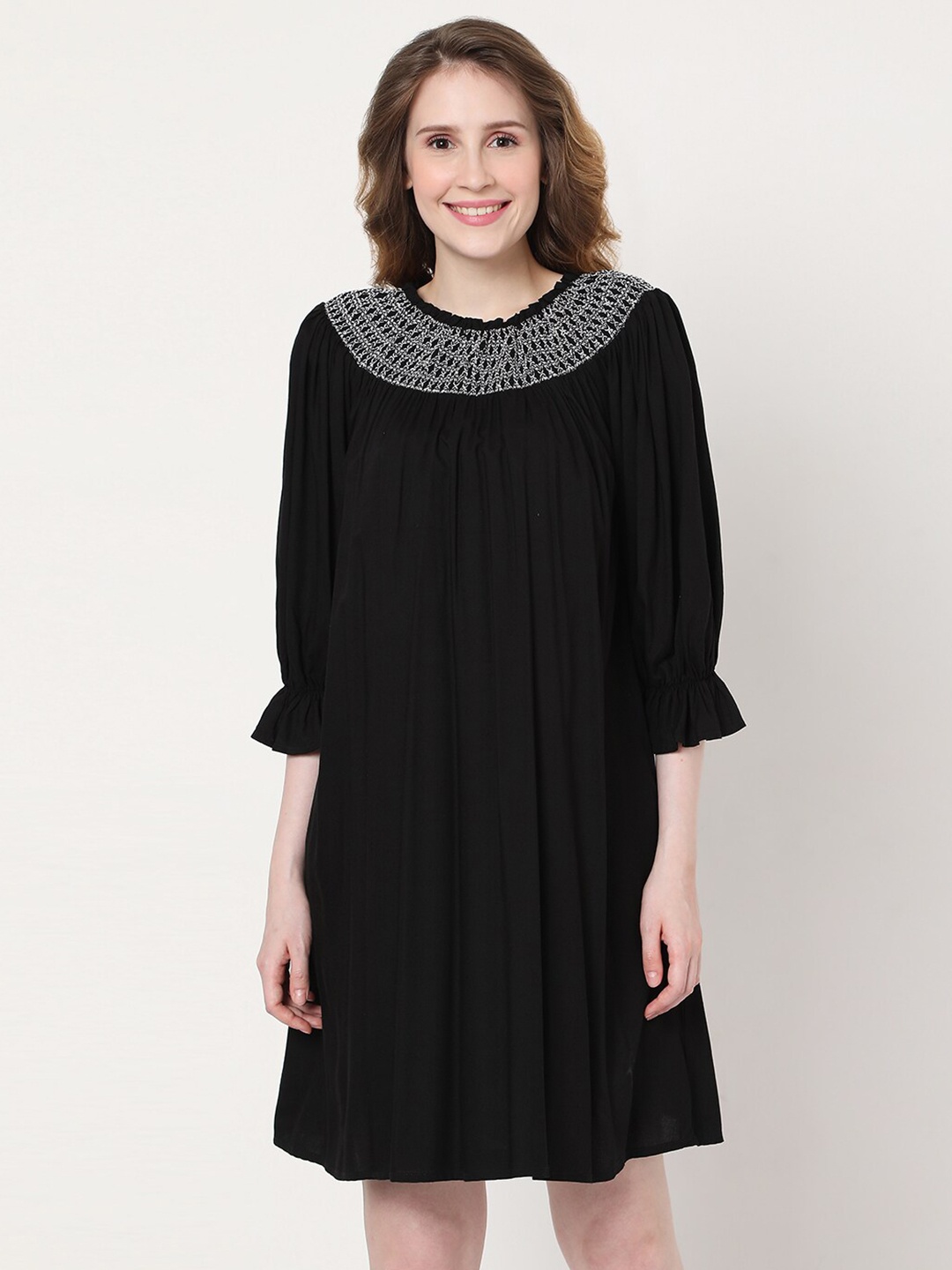 

Vero Moda Black A-Line Dress
