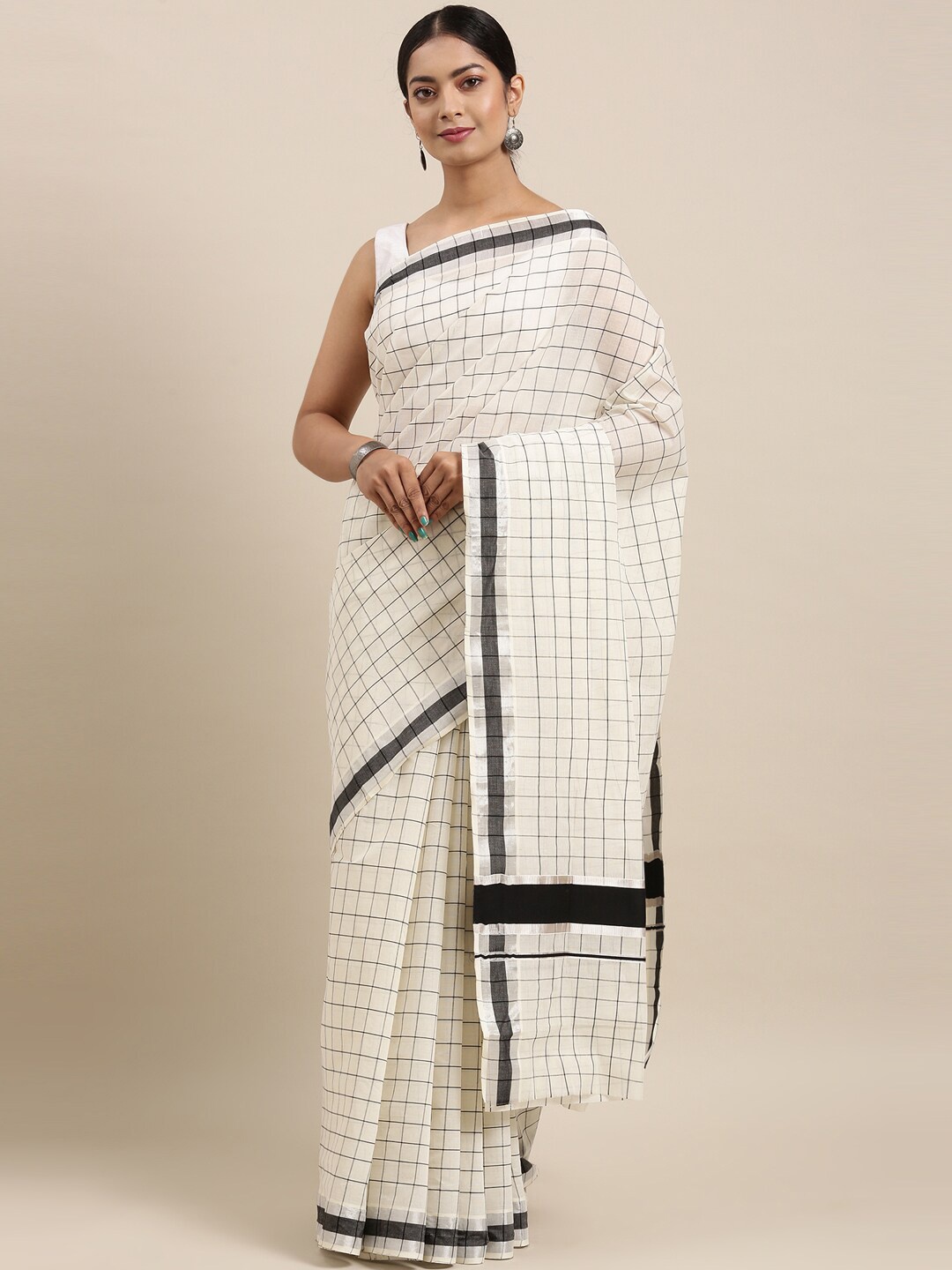

The Chennai Silks Off White & Black Checked Zari Pure Cotton Kasavu Saree