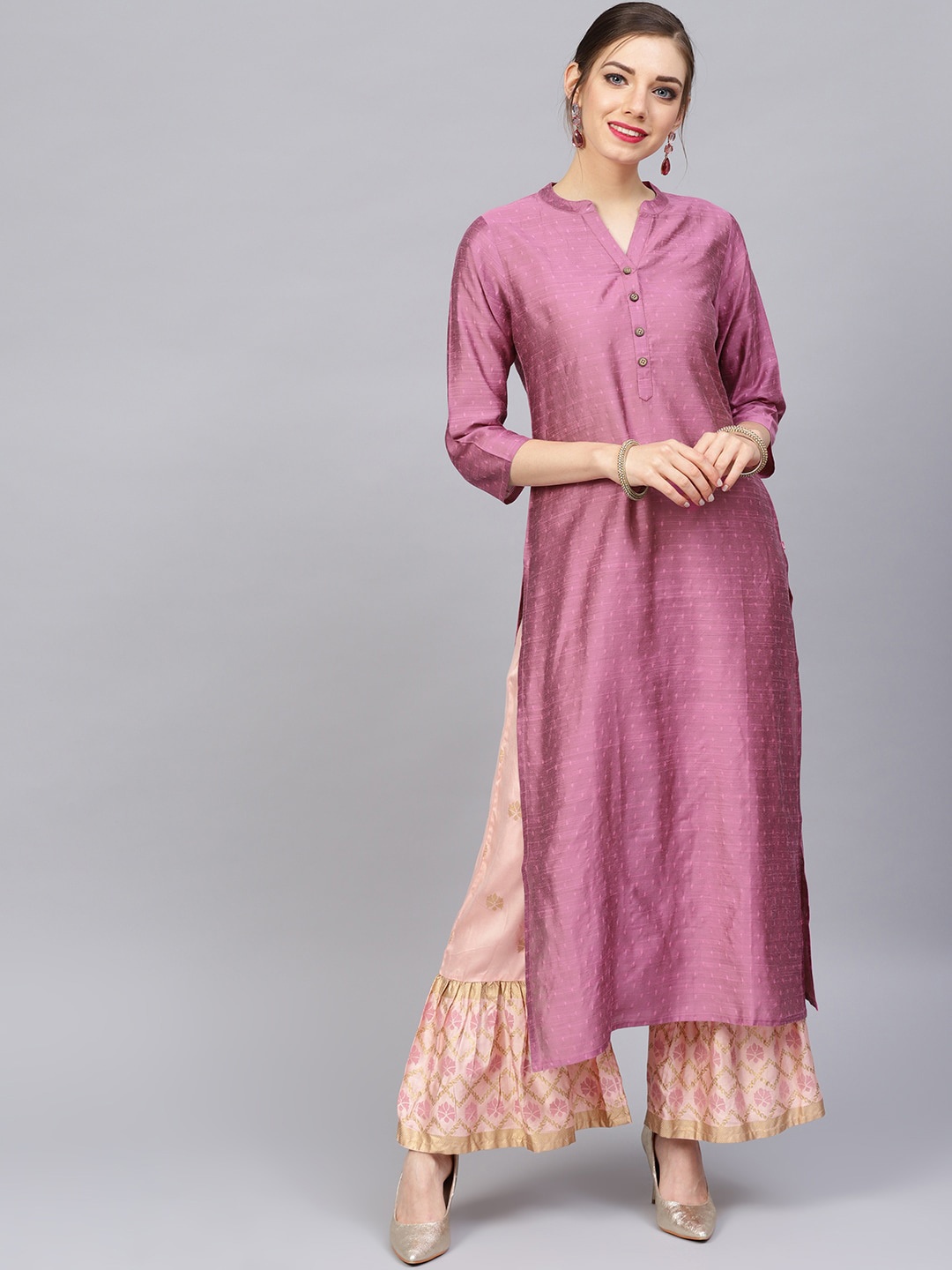

Varanga Women Pink Thread Work Dobby Kurta