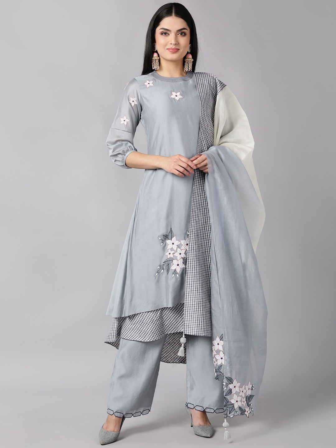 

AHIKA Women Grey Floral Embroidered Layered Kurta with Palazzos & With Dupatta