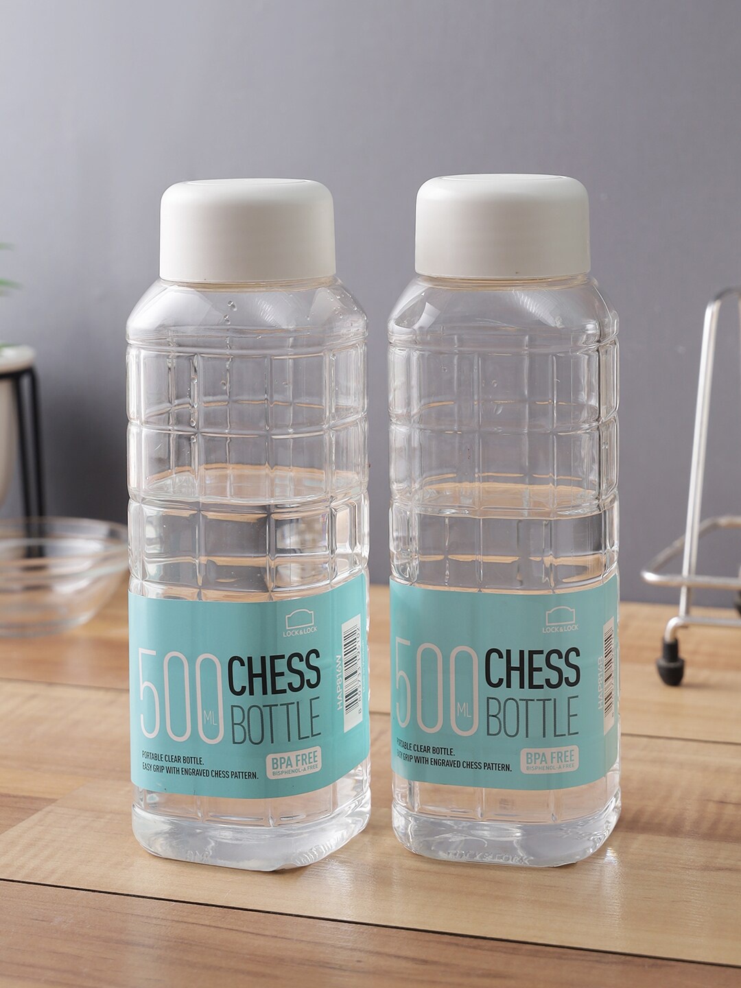 

Lock & Lock Set of 2 Transparent Solid Plastic Water Bottles 500 Ml