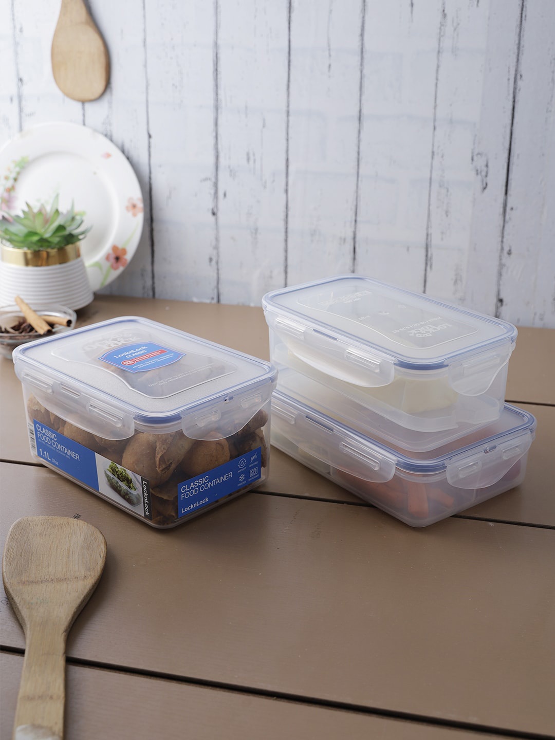 

Lock & Lock Set Of 3 Transparent Solid BPA Free Plastic Food Container