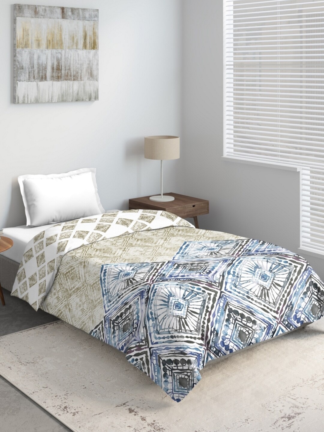 

DDecor Blue & Beige Geometric Mild Winter 150 GSM Single Bed Quilt