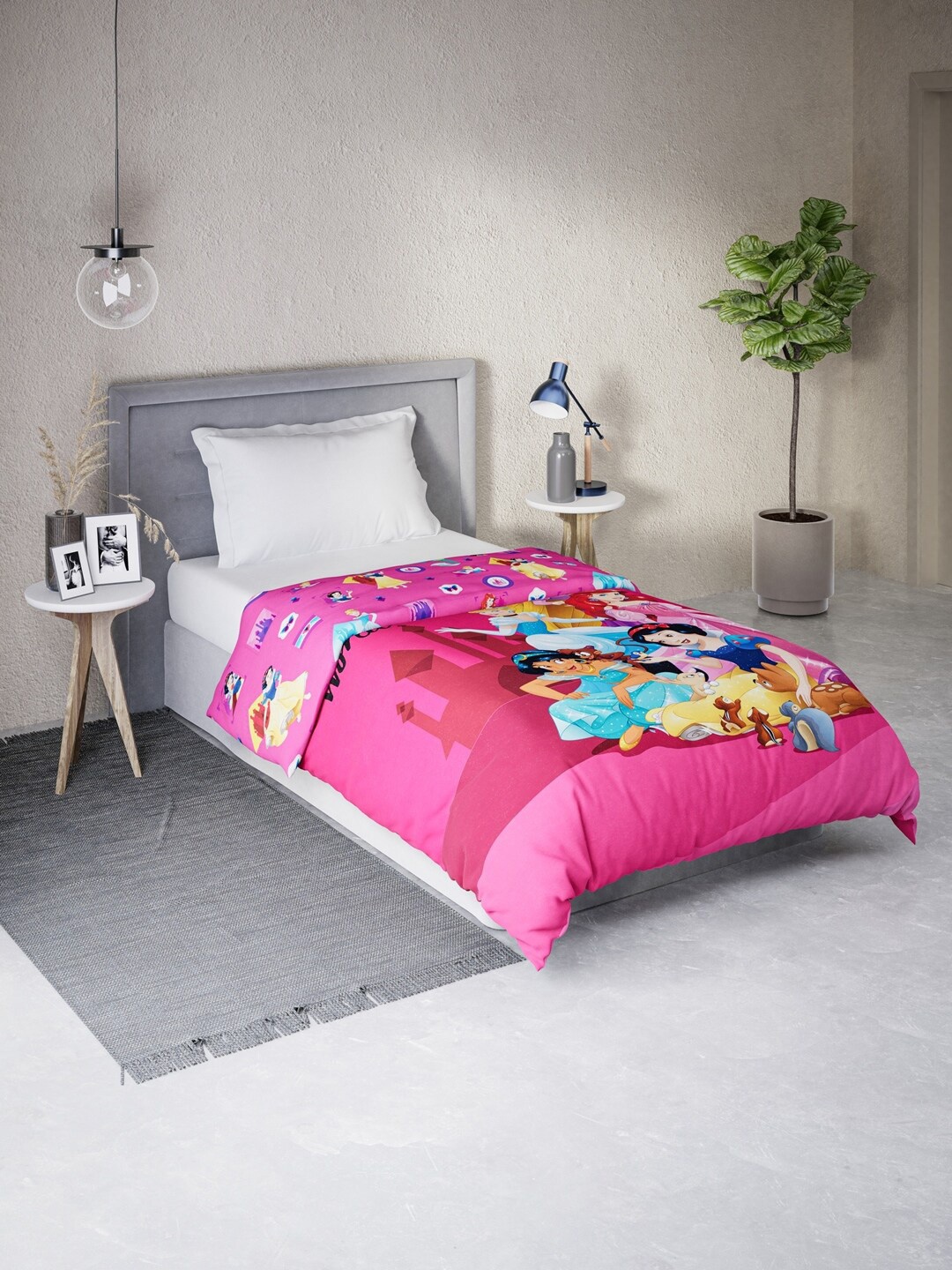 

DDecor Pink & Blue Geometric Mild Winter 210 GSM Single Bed Comforter