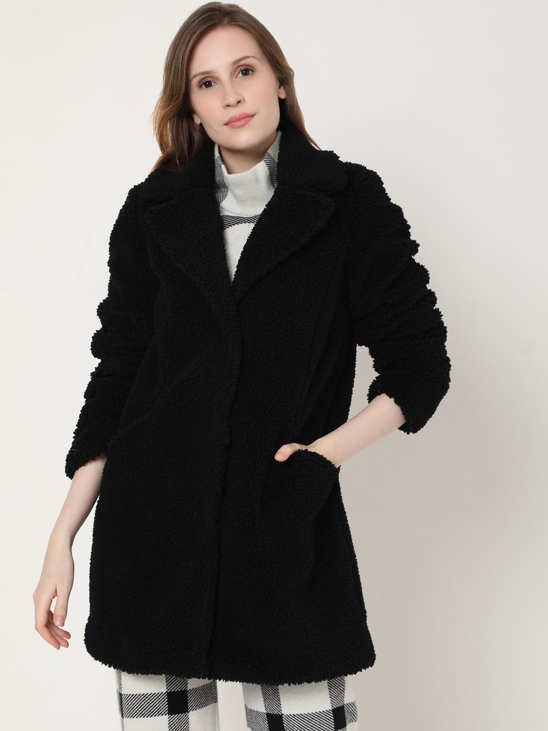 

Vero Moda Women Black Longline Tailored Jacket