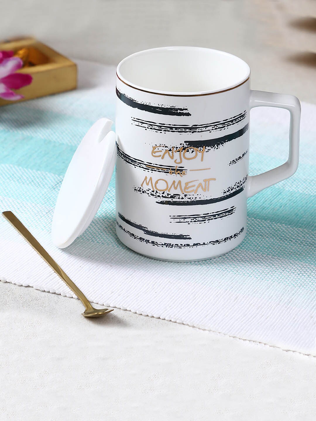 

TIED RIBBONS White & Black Printed Ceramic Glossy Cups Set of Cups and Mugs