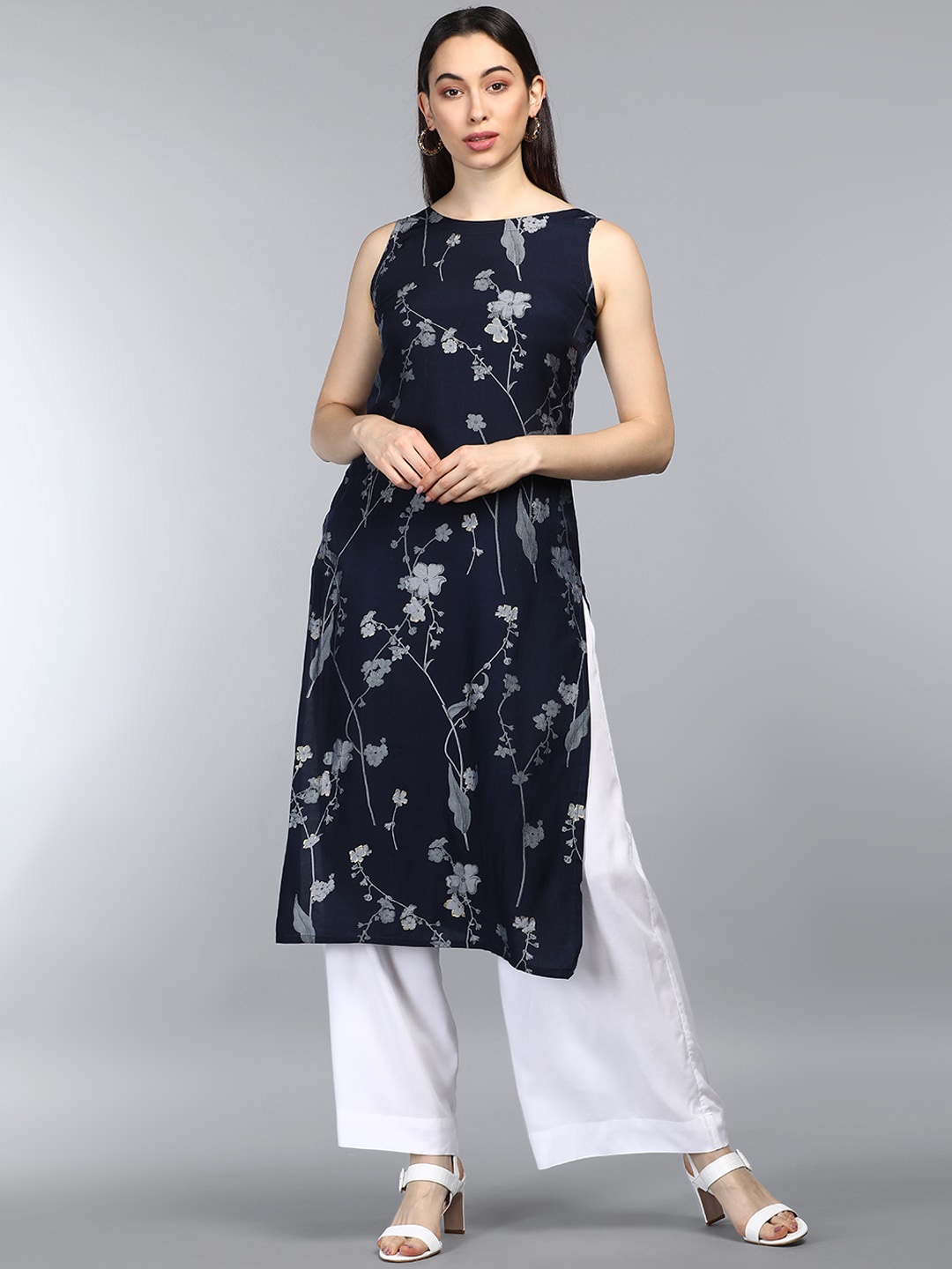 

AHIKA Women Navy Blue Floral Printed Kurta