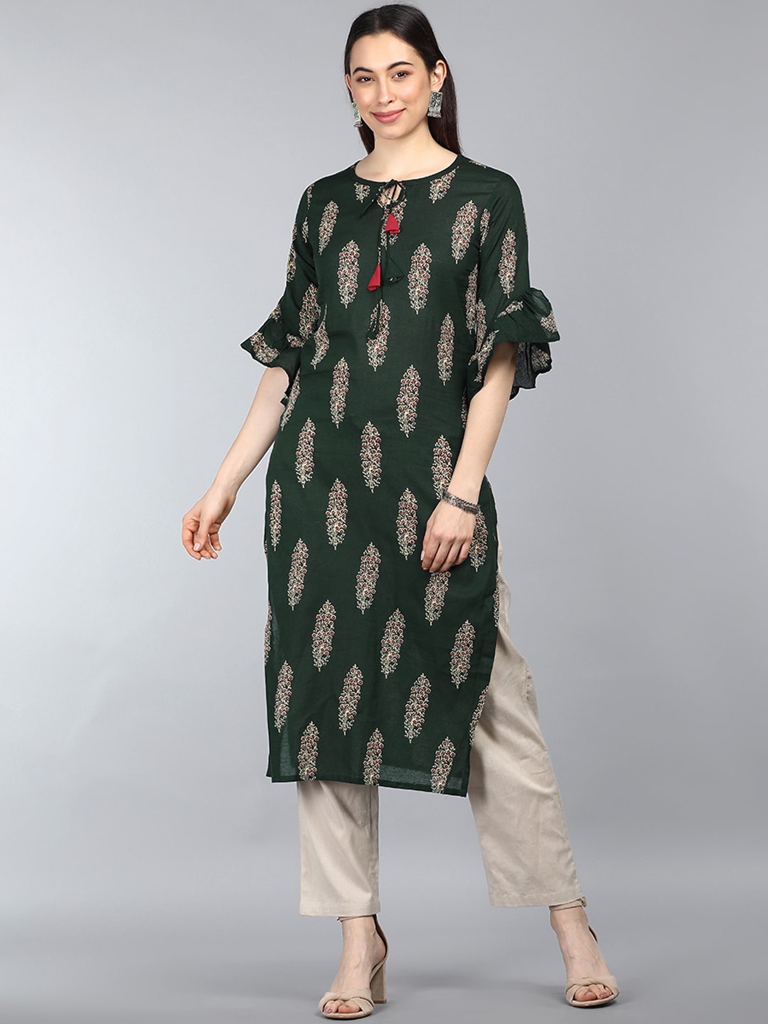 

AHIKA Women Green Paisley Printed Keyhole Neck Flared Sleeves Mirror Work Kurta