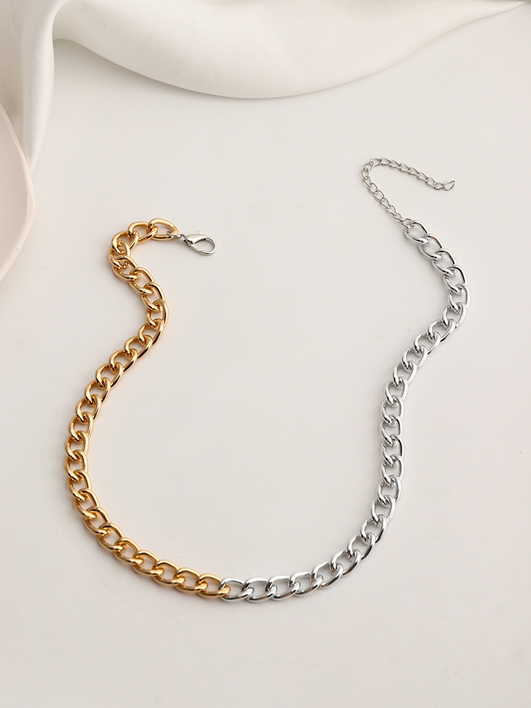 

URBANIC Gold & Silver Dual Toned Linked Chain