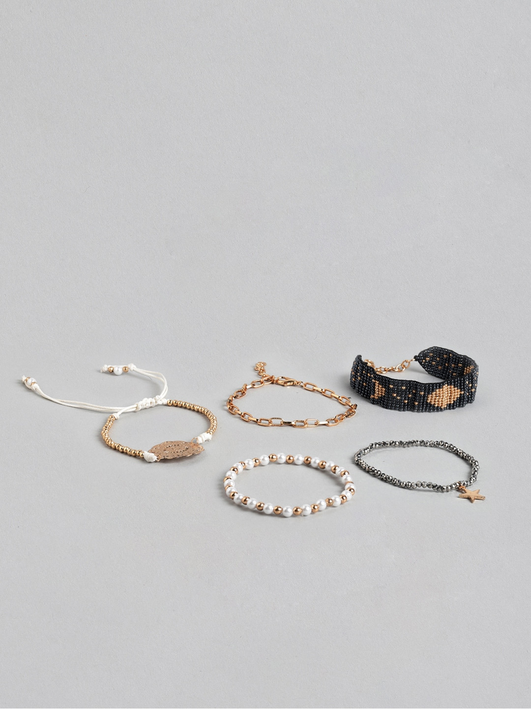 

DressBerry Women Set of 5 Bracelets, Rose gold