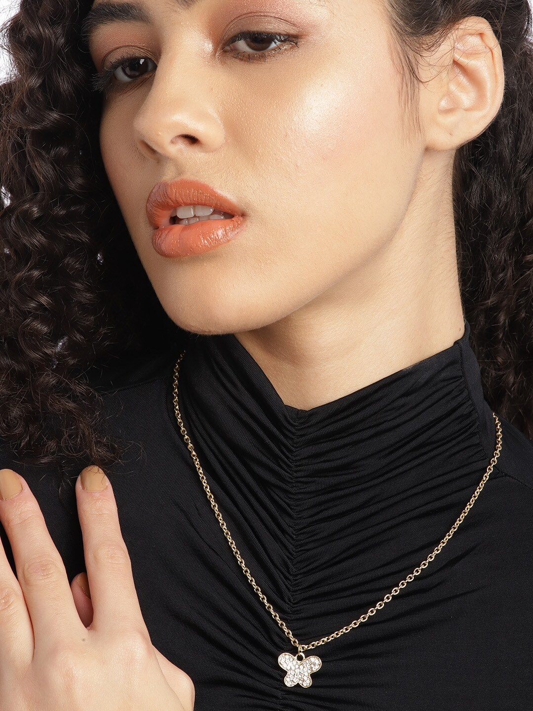 

DressBerry Gold-Toned Stone Studded Necklace