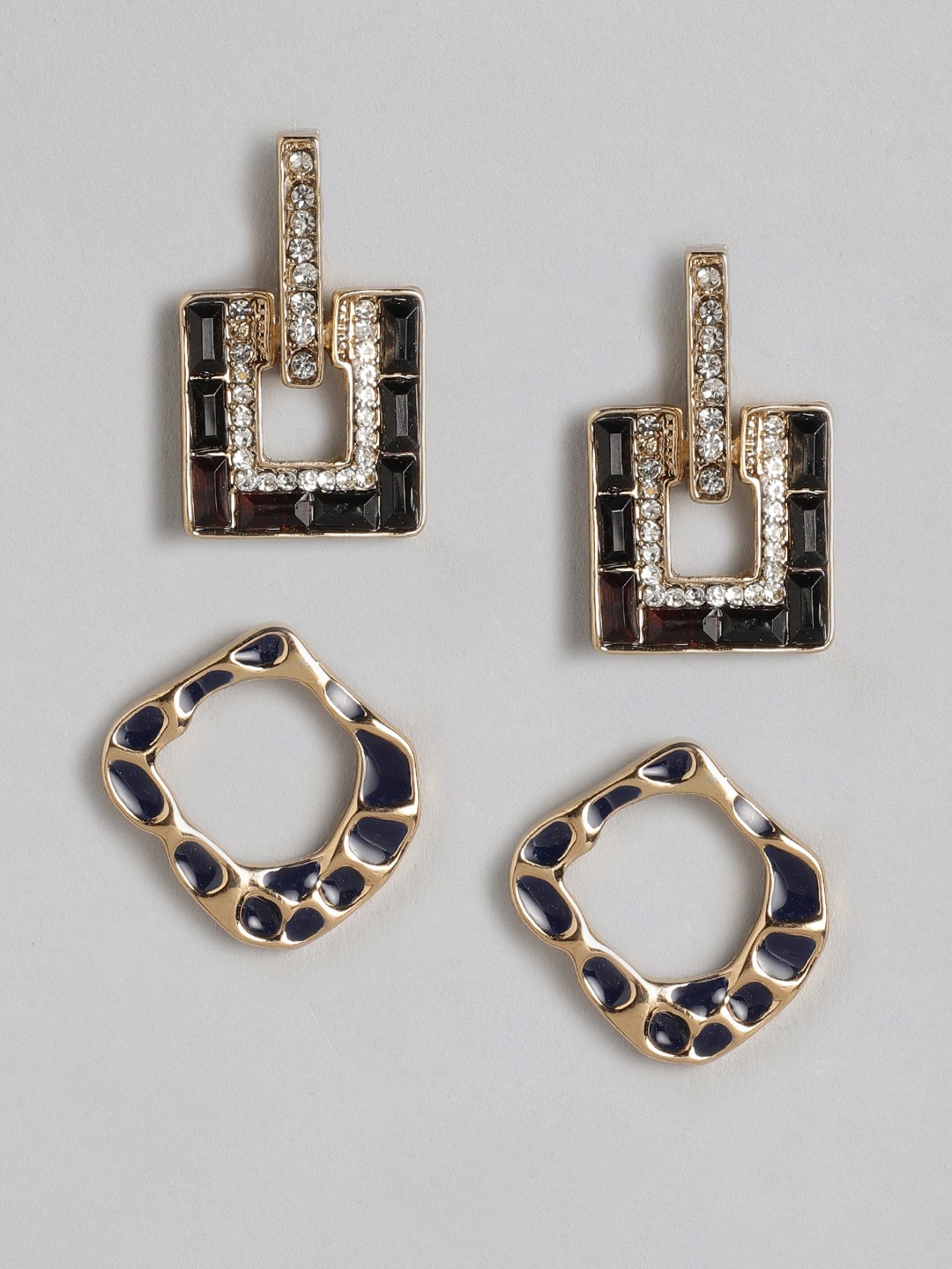 

DressBerry Set of 2 Black & Gold-Toned Earrings