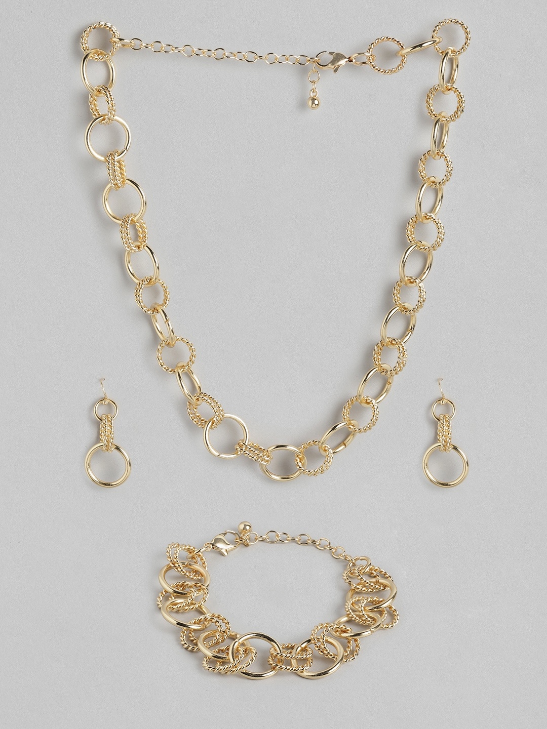 

DressBerry Gold-Toned Link Jewellery Set