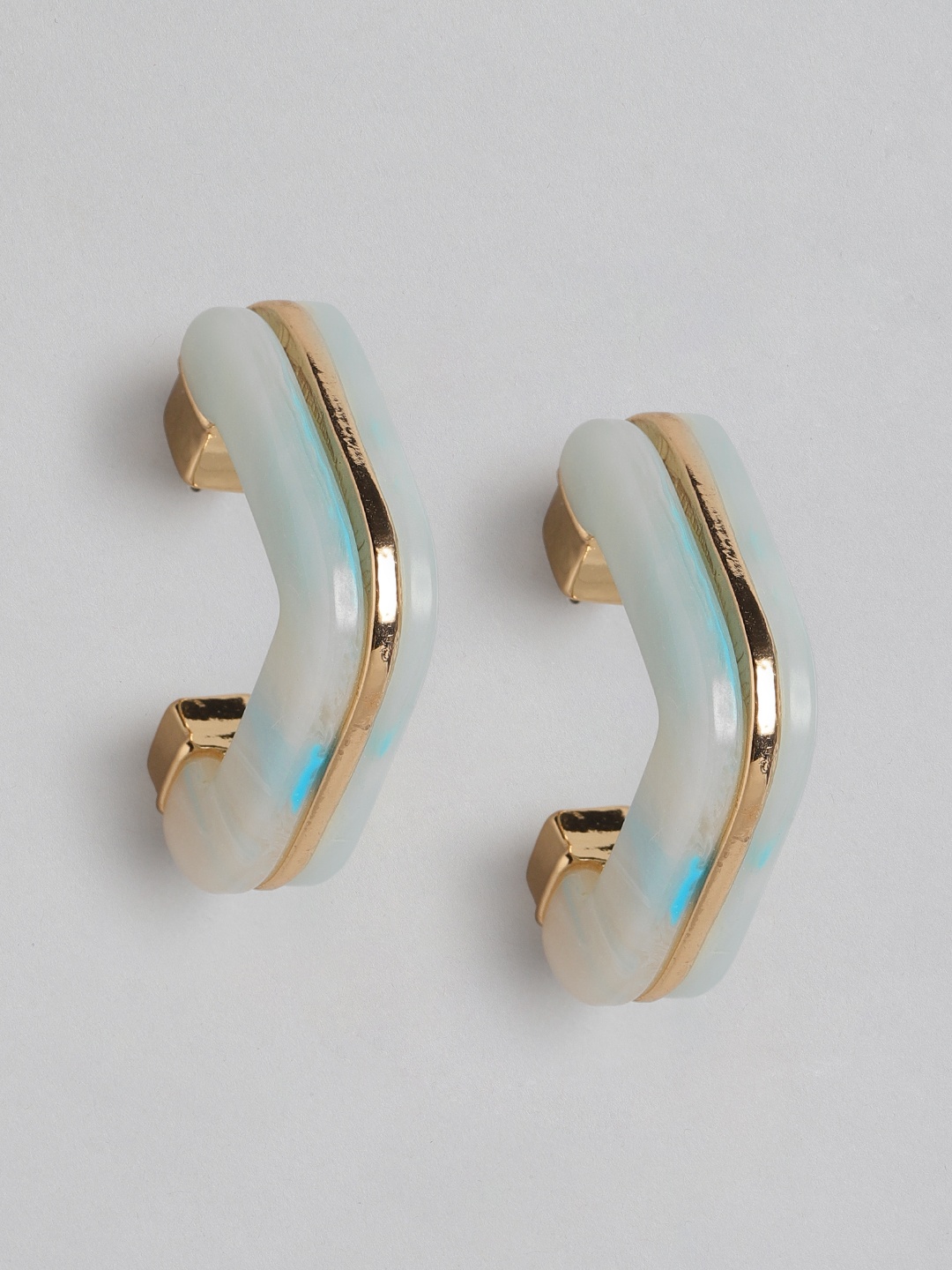 

DressBerry White & Gold-Toned Geometric Half Hoop Earrings