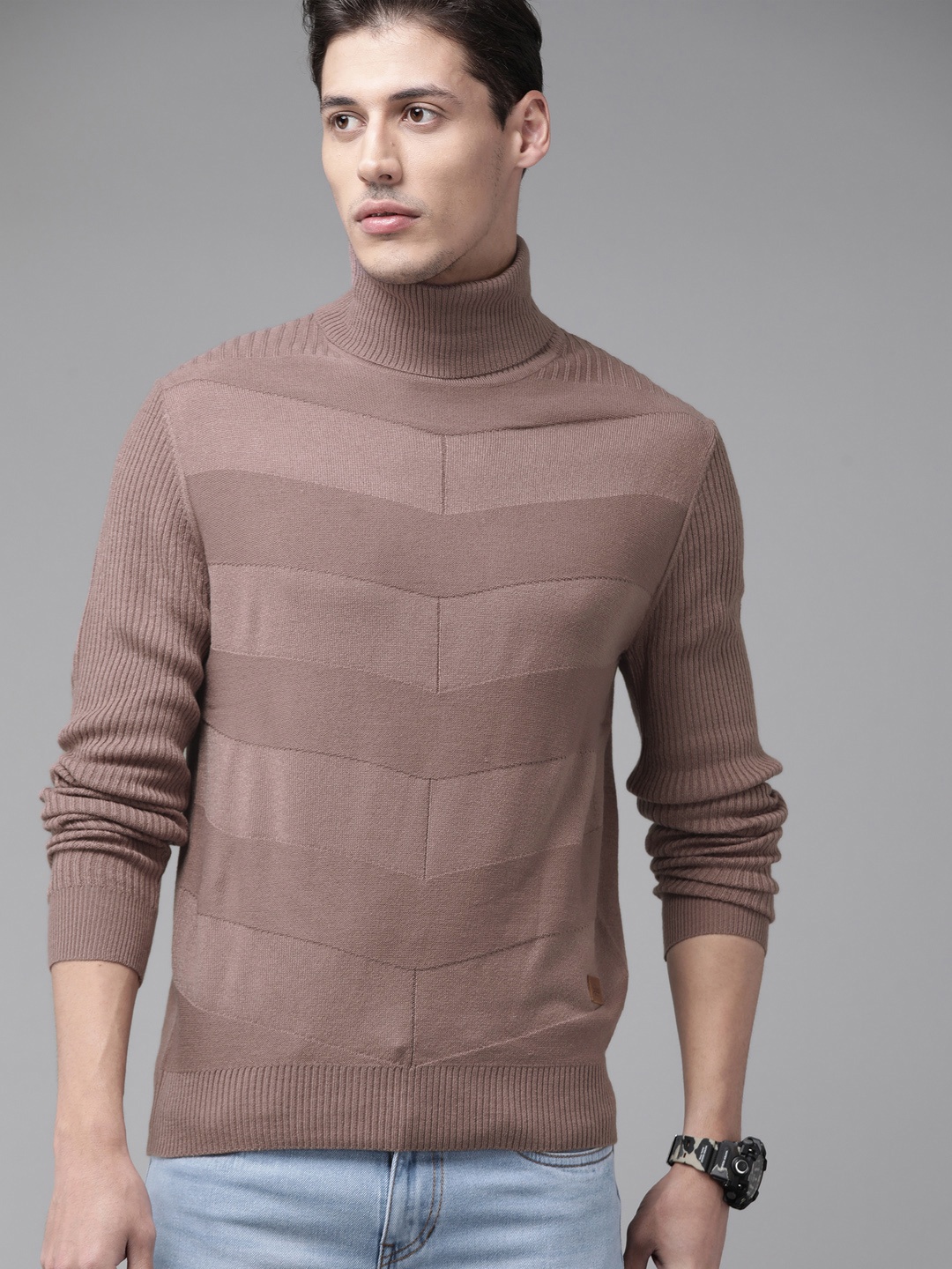 

The Roadster Lifestyle Co Men Mauve Self-Striped Pullover