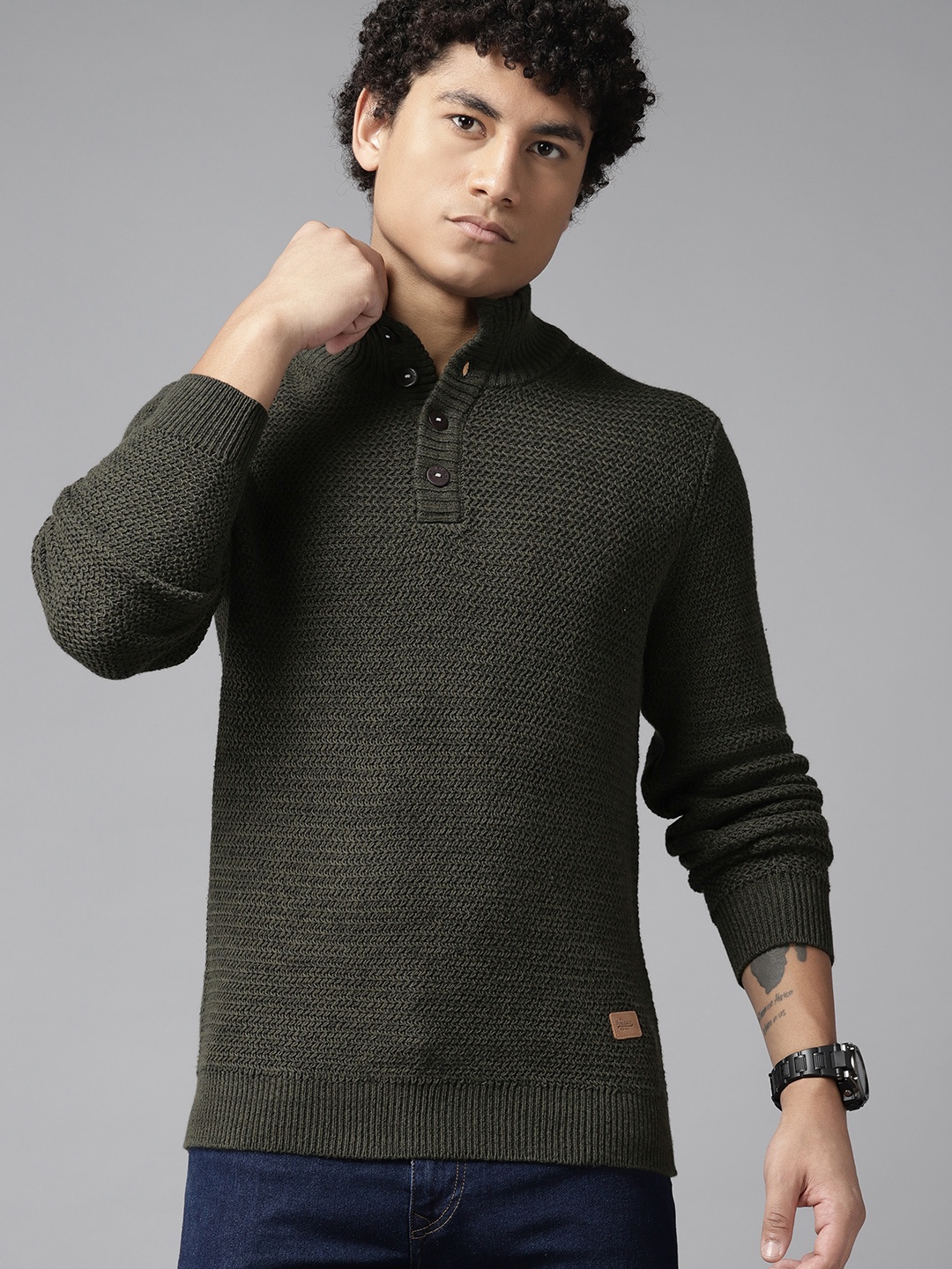 

The Roadster Lifestyle Co. Men Olive Green Solid Pure Cotton Pullover
