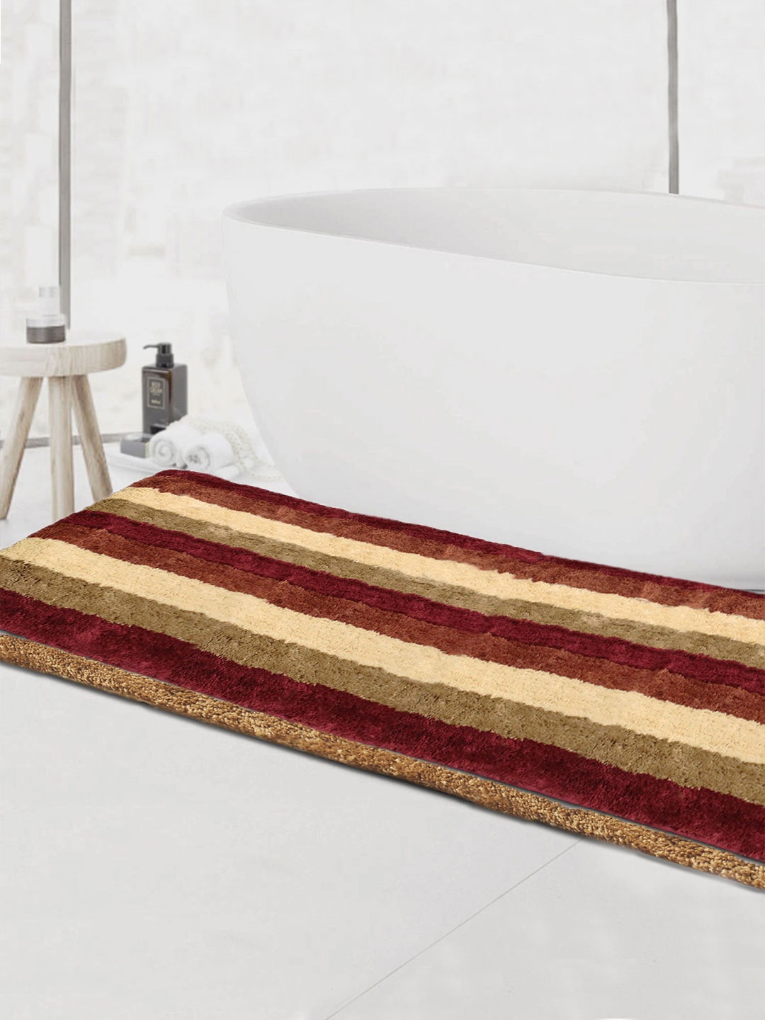 

LUXEHOME INTERNATIONAL Maroon & Beige Striped 1850 GSM Bath Rug