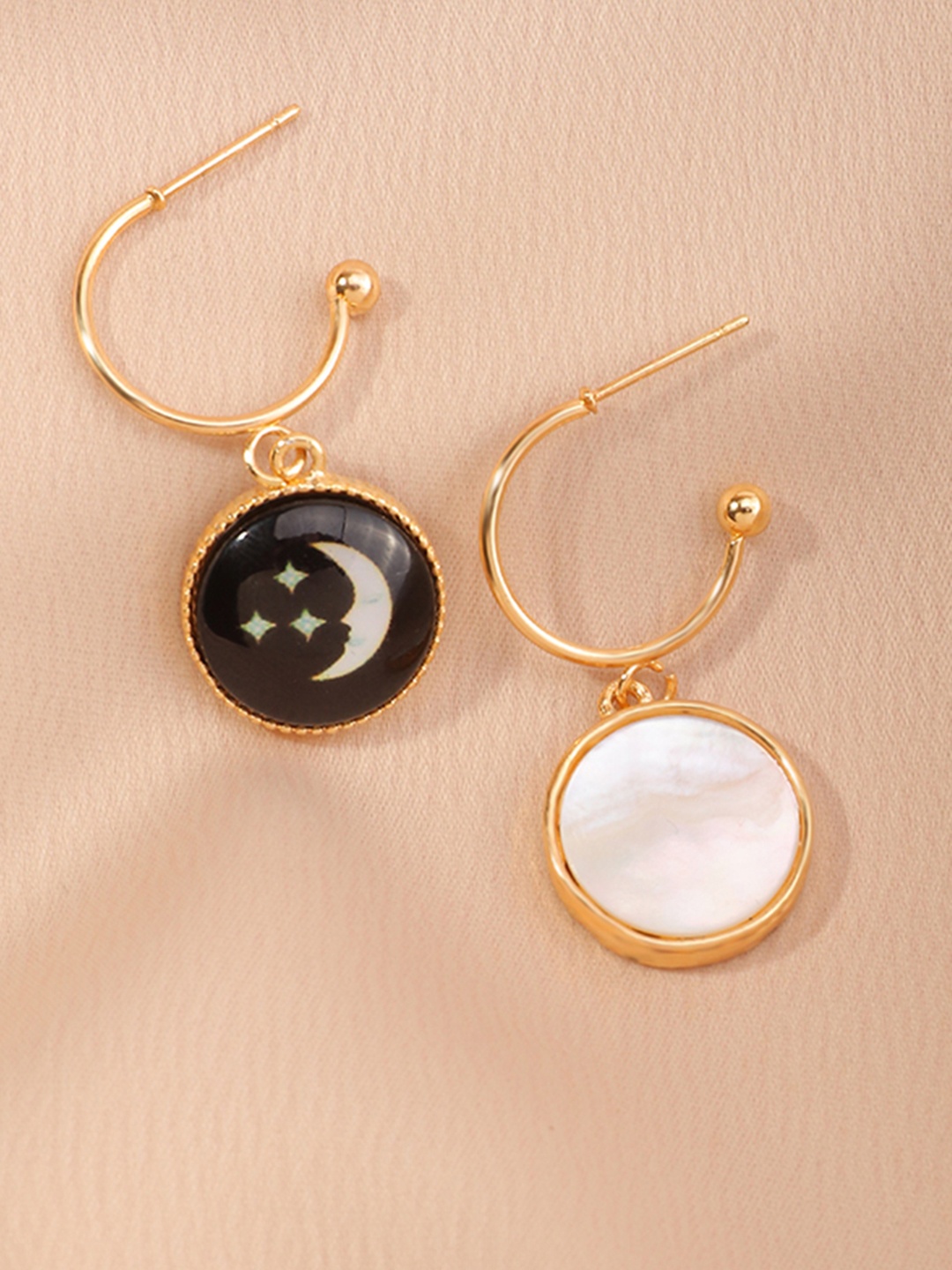 

URBANIC Gold-Toned Set Of 2 Circular Drop Earrings