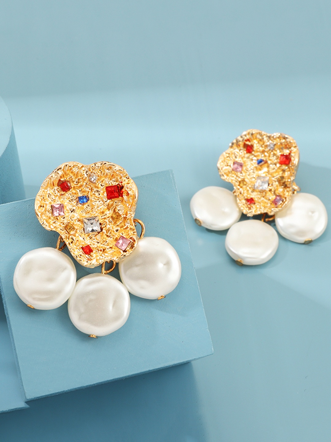 

URBANIC Gold-Toned Circular Studs Earrings