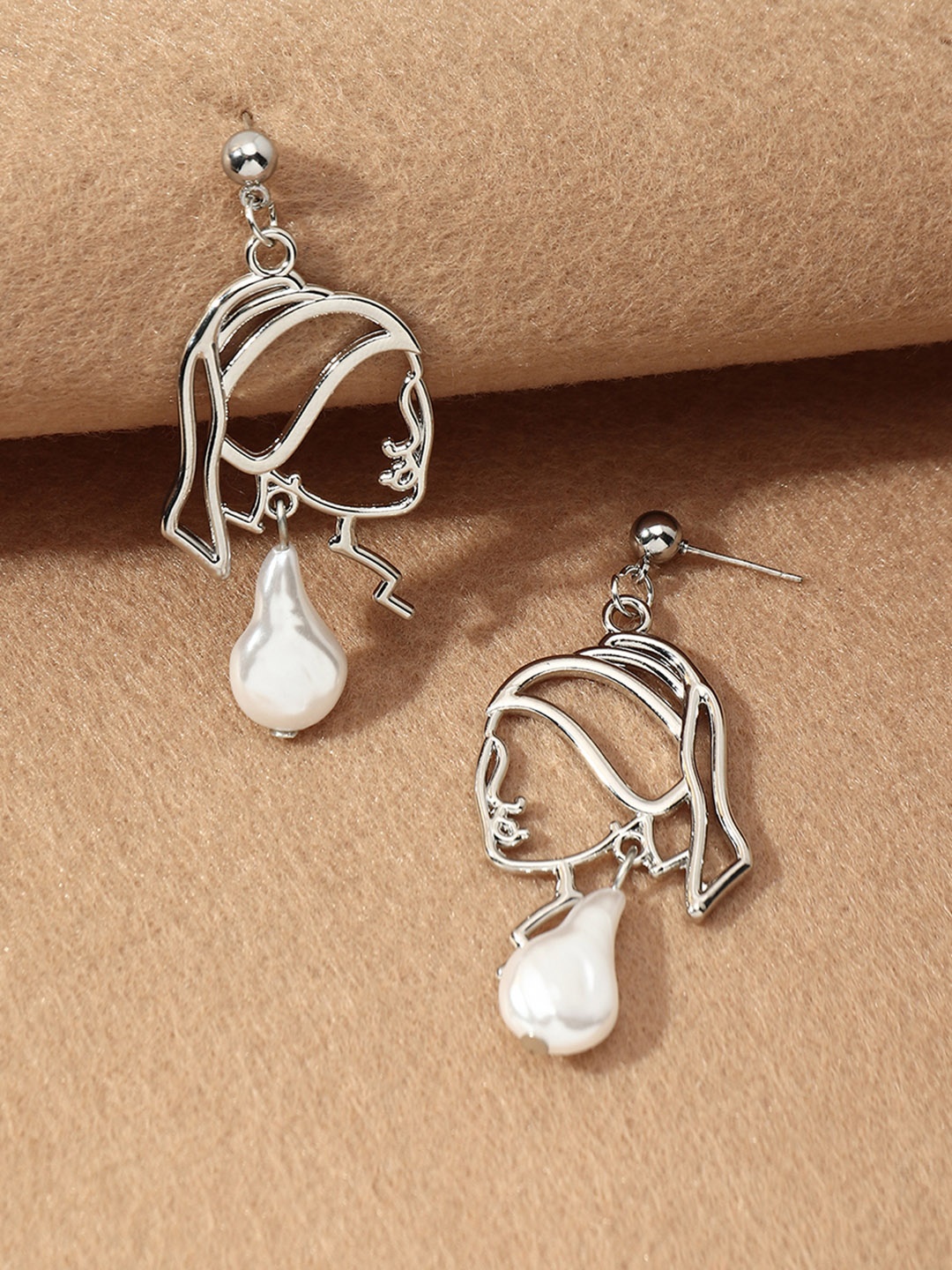 

URBANIC Silver-Toned & White Teardrop Shaped Drop Earrings