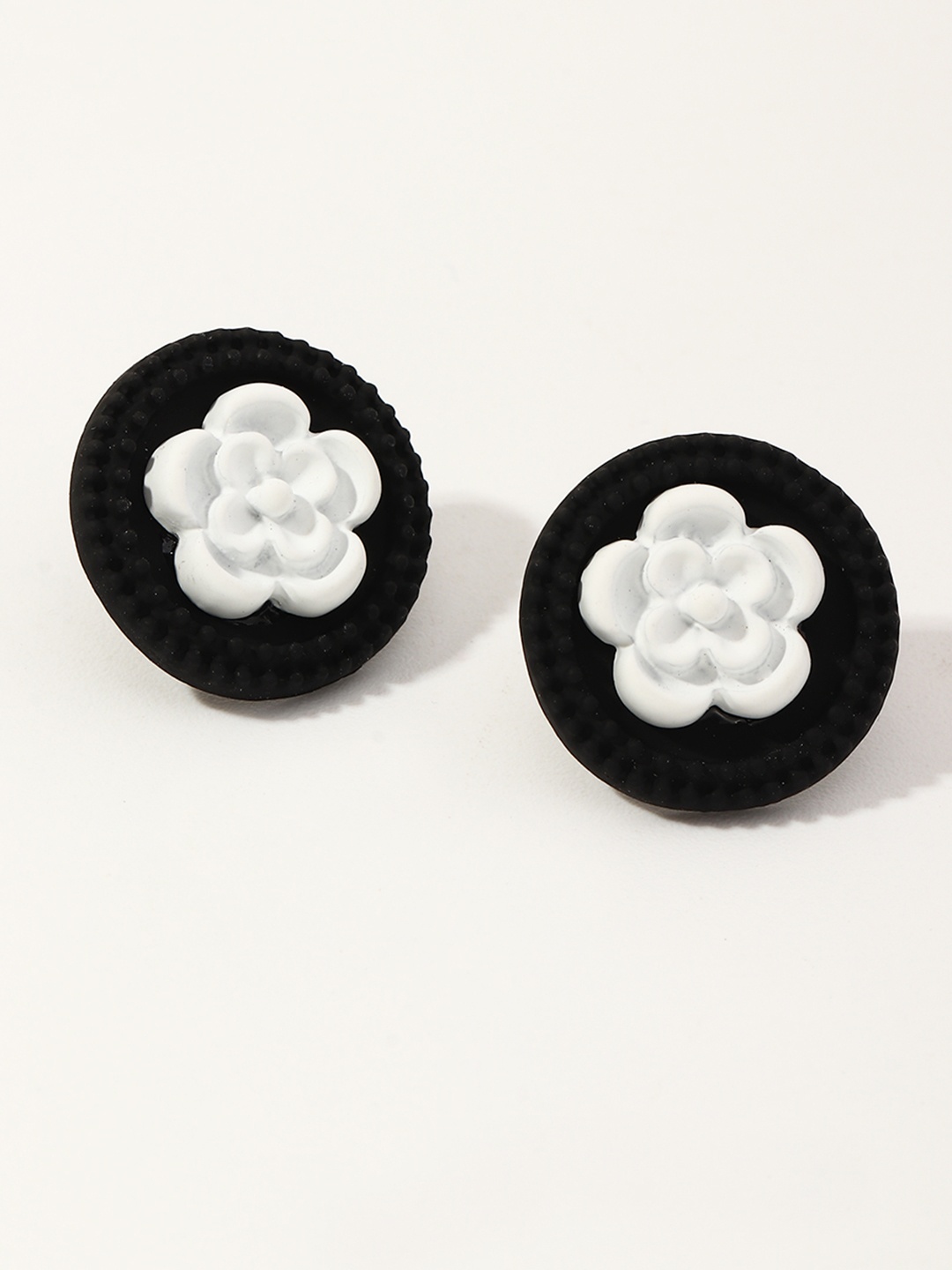 

URBANIC Black & White Floral Circular Studs