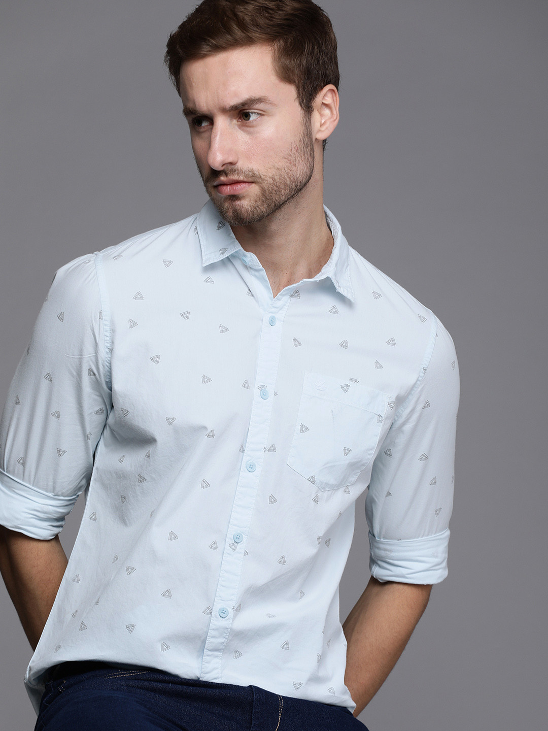 

WROGN Men Blue Slim Fit Printed Casual Shirt