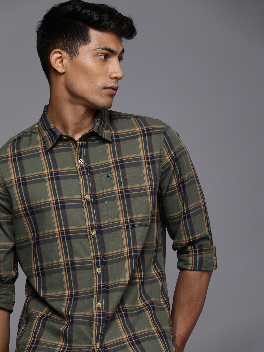 

WROGN Men Green & Red Checked Pure Cotton Slim Fit Casual Shirt