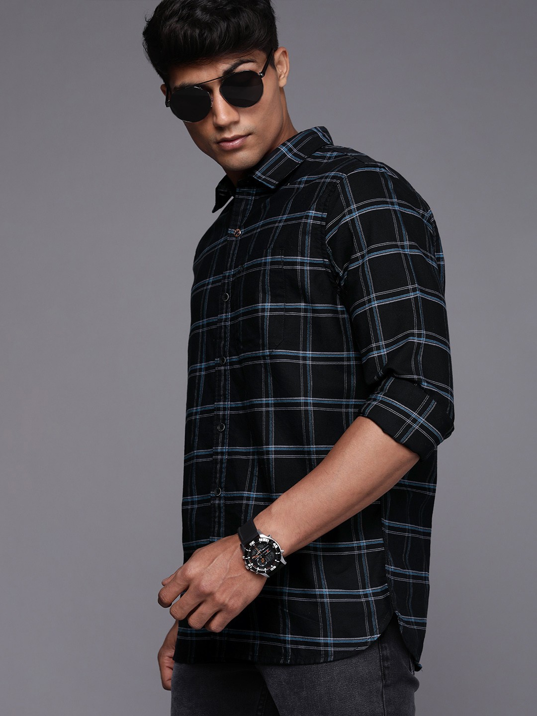 

WROGN Men Black And Blue Slim Fit Tartan Checked Pure Cotton Casual Shirt