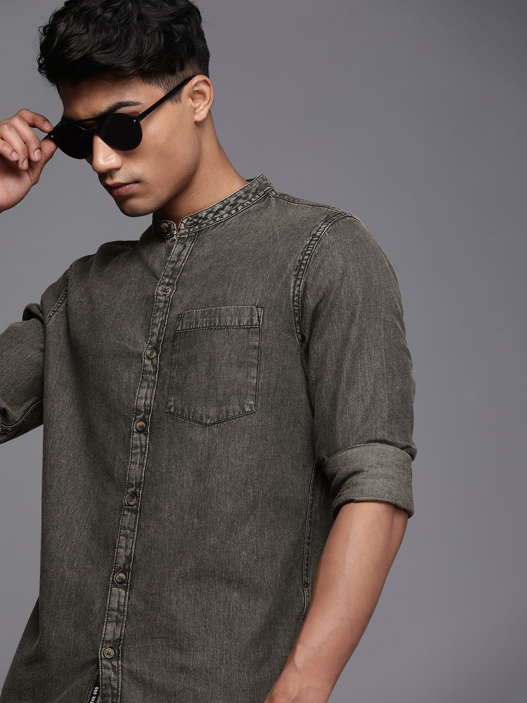 

WROGN Men Grey Cotton Casual Denim Shirt