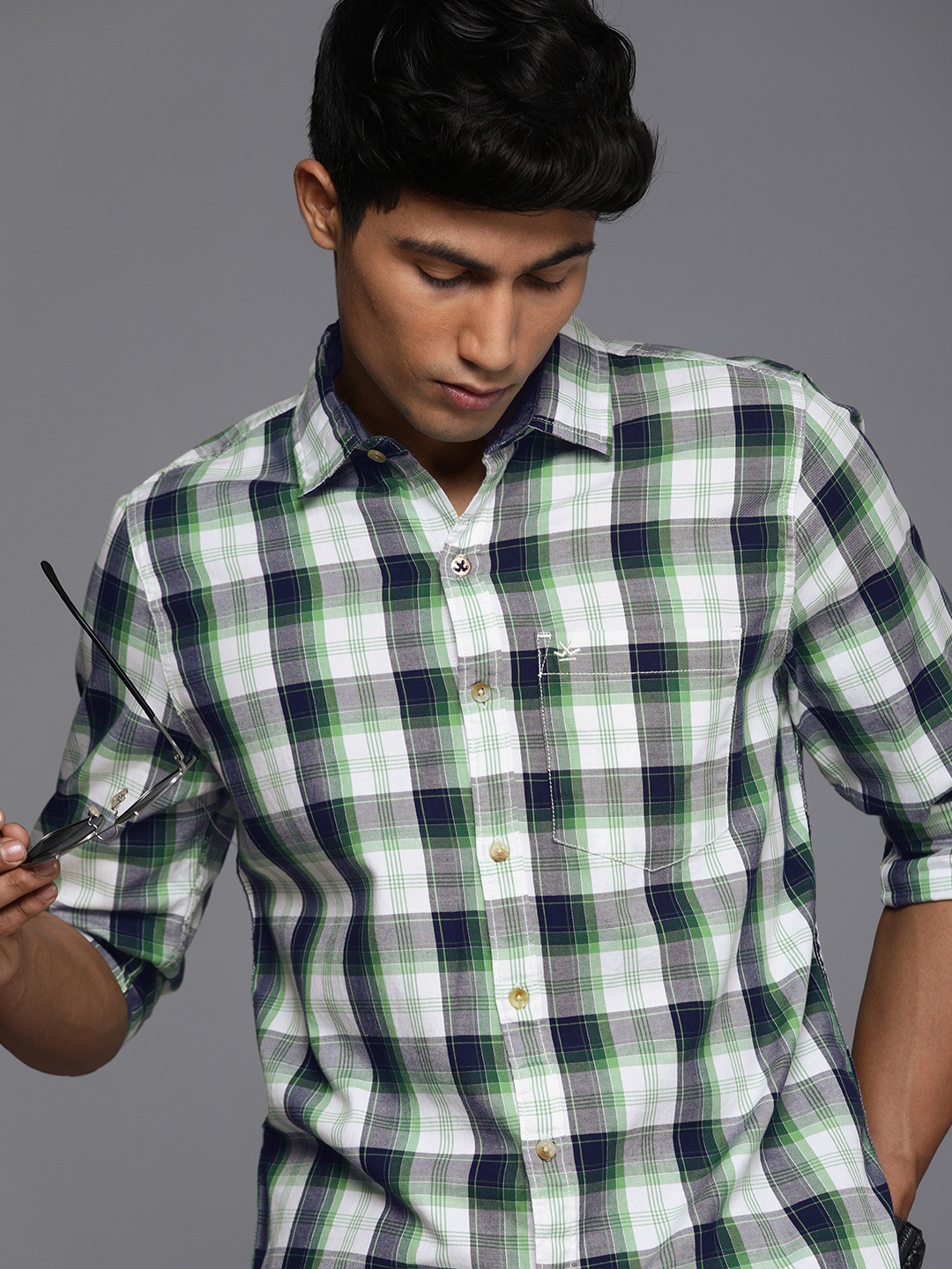 

WROGN Men Navy Blue And Green Slim Fit Tartan Checked Pure Cotton Casual Shirt