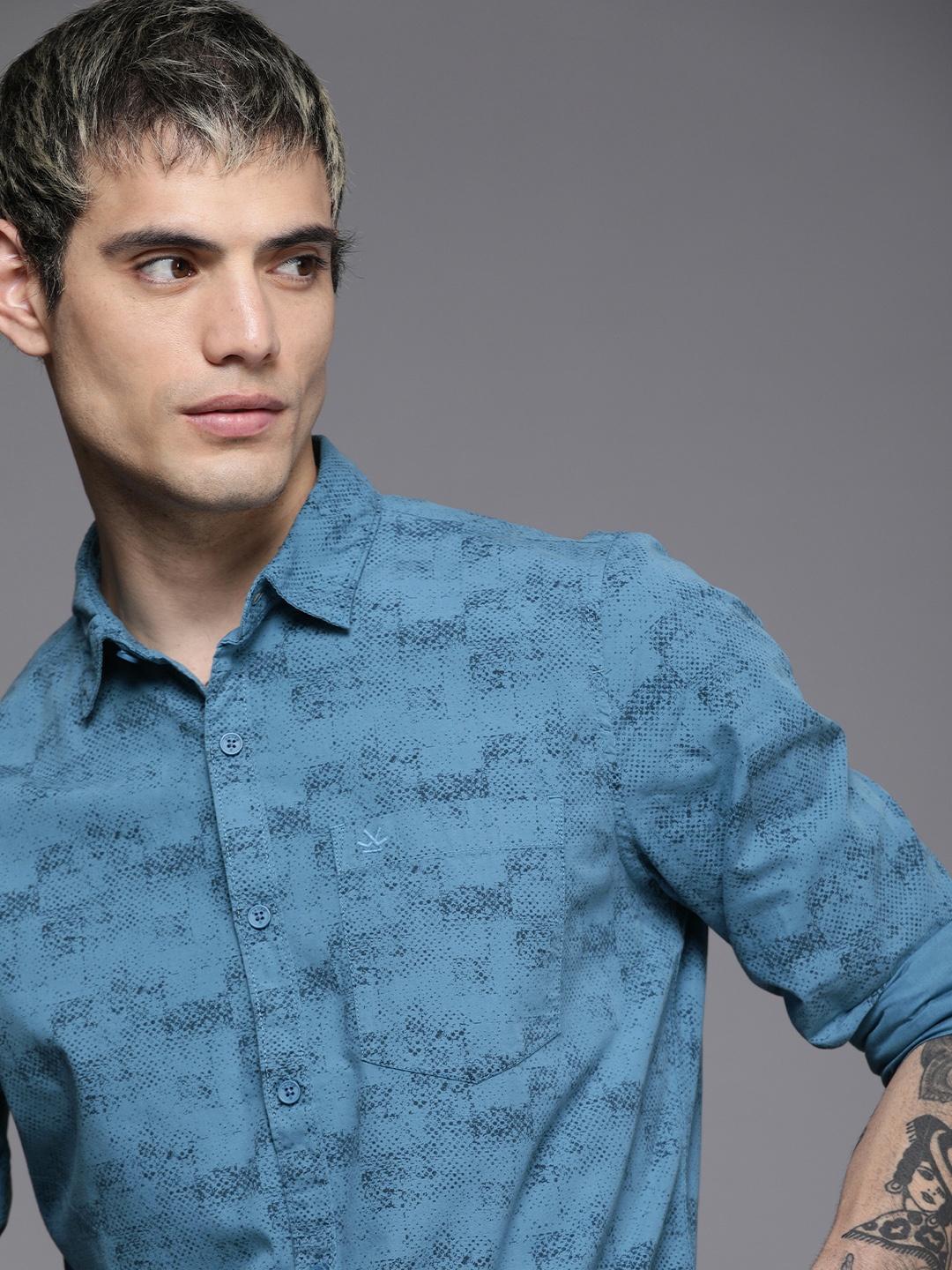 

WROGN Men Navy Blue Slim Fit Printed Casual Shirt