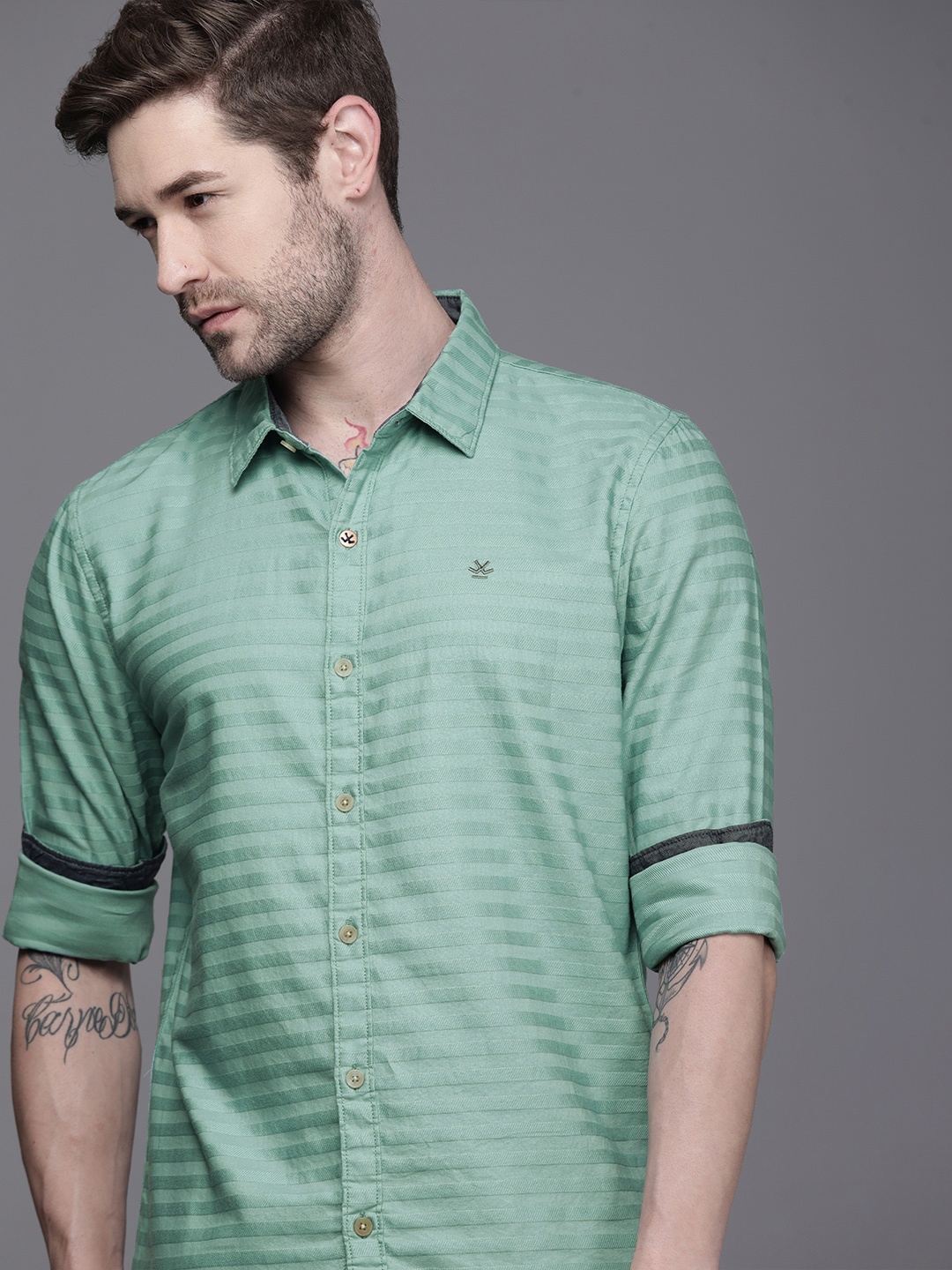 

WROGN Men Teal Green Slim Fit Horizontal Striped Pure Cotton Casual Shirt