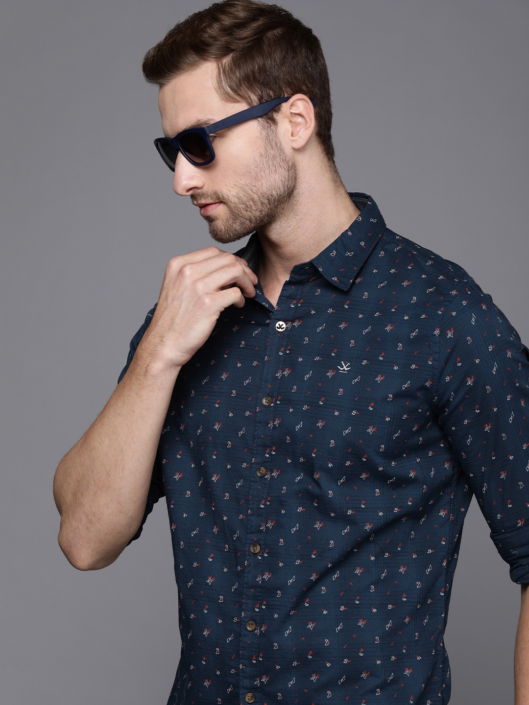 

WROGN Men Navy Blue Printed Slim Fit Pure Cotton Casual Shirt