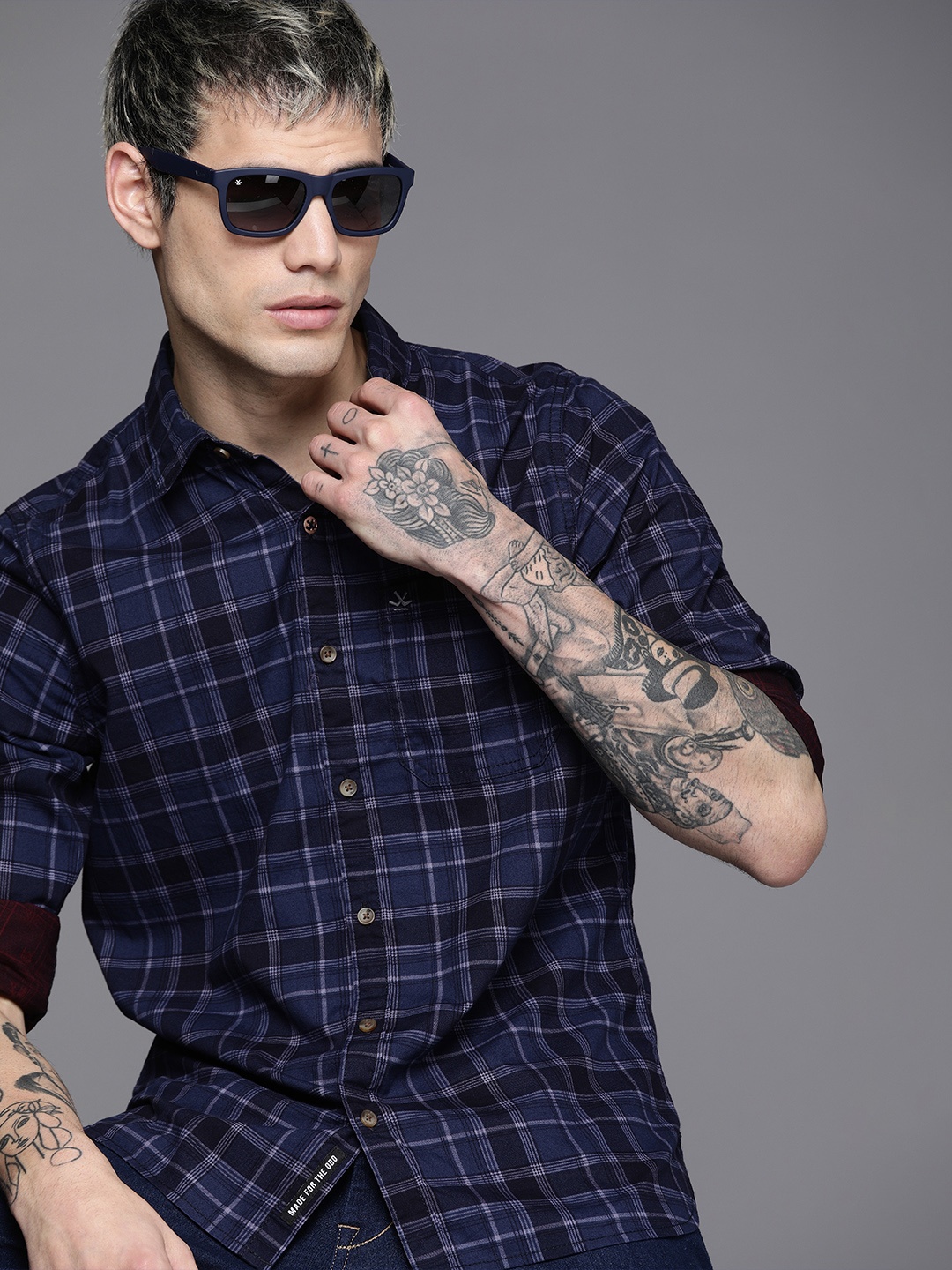 

WROGN Men Navy Blue Slim Fit Checked Casual Shirt