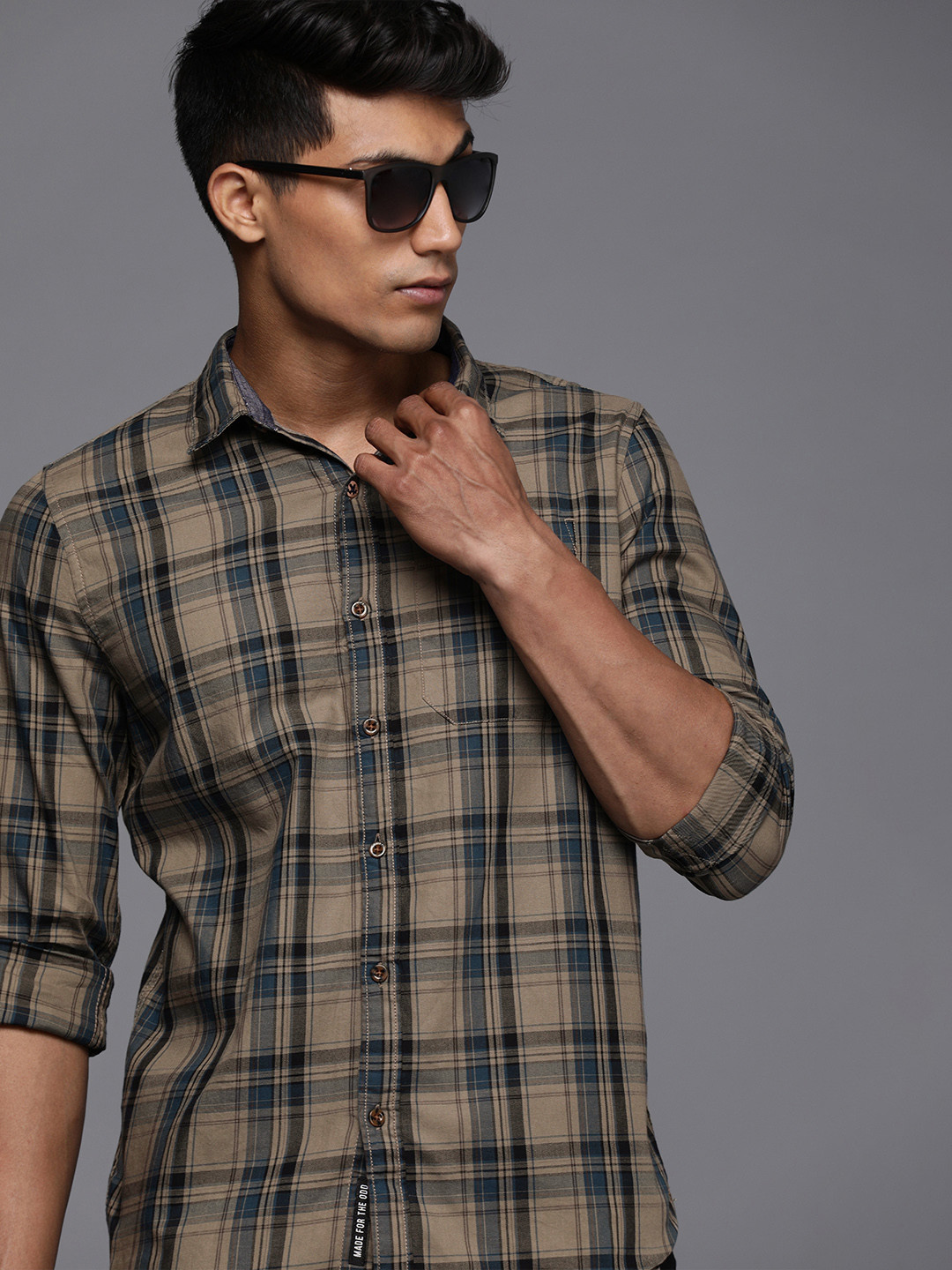 

WROGN Men Brown & Green Checked Pure Cotton Slim Fit Casual Shirt