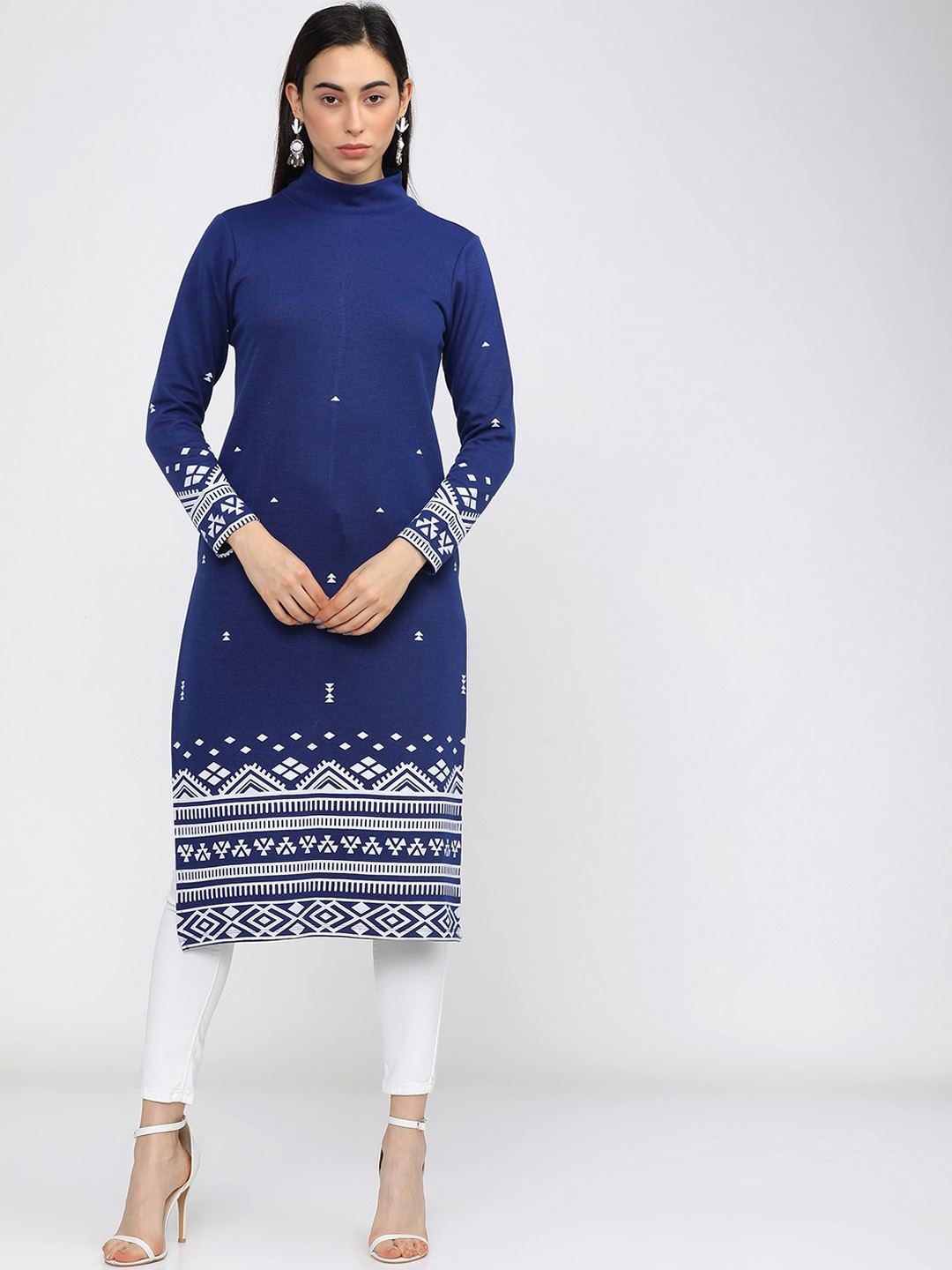 

Vishudh Women Blue & White Geometric Printed Kurta