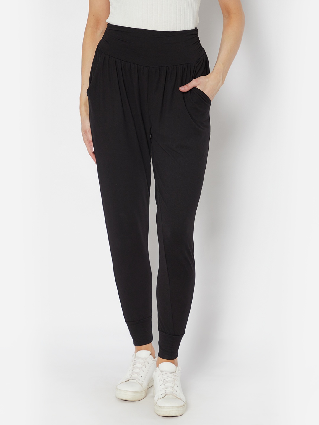 

URBANIC Women Black Solid Joggers