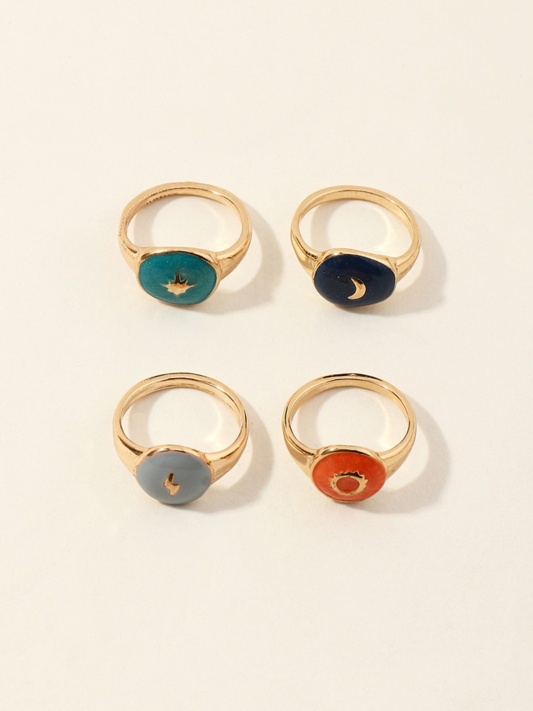 

URBANIC Women Set of 4 Enamelled Fashion Rings, Black