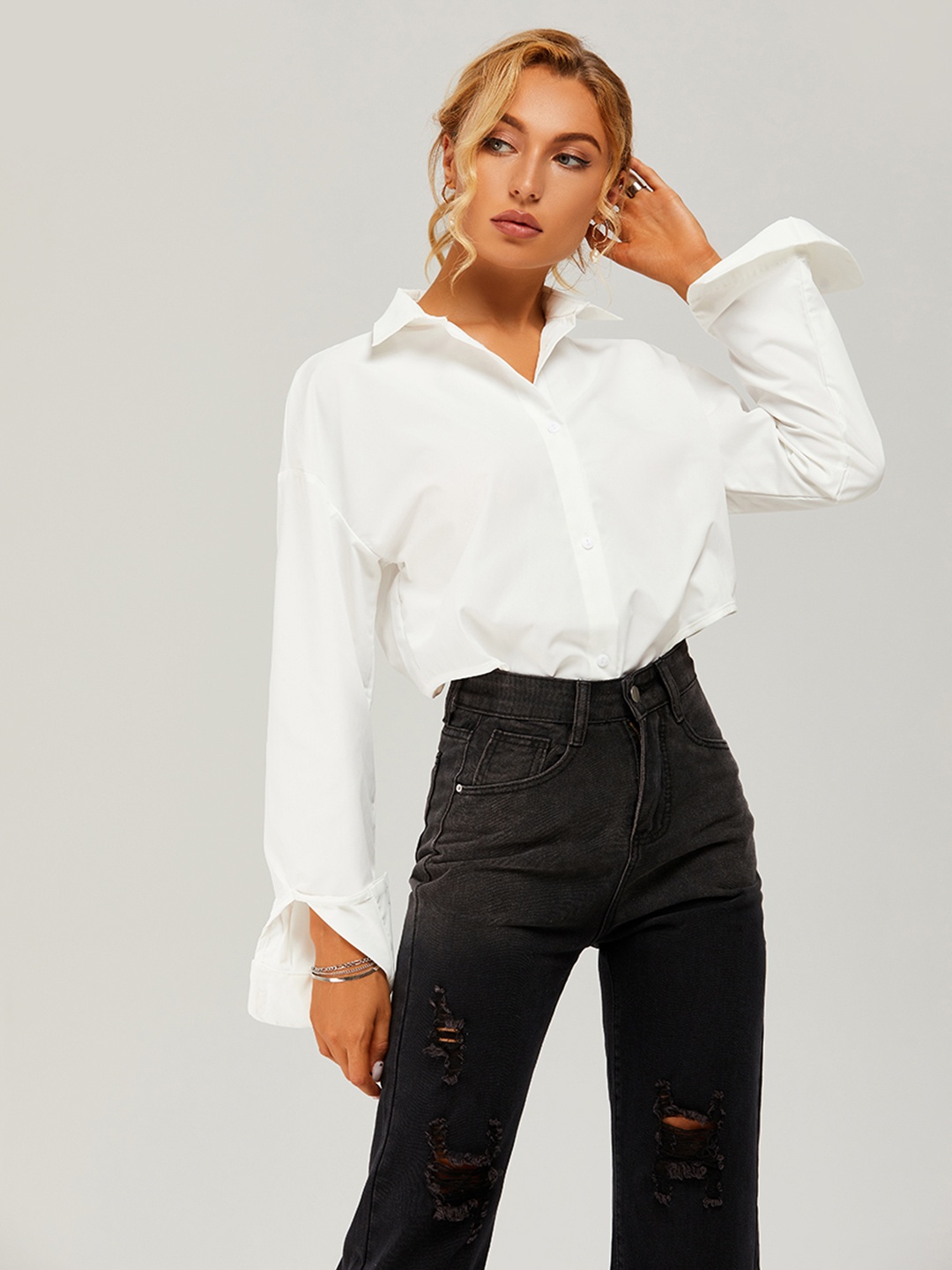 

URBANIC Women White Solid Casual Shirt