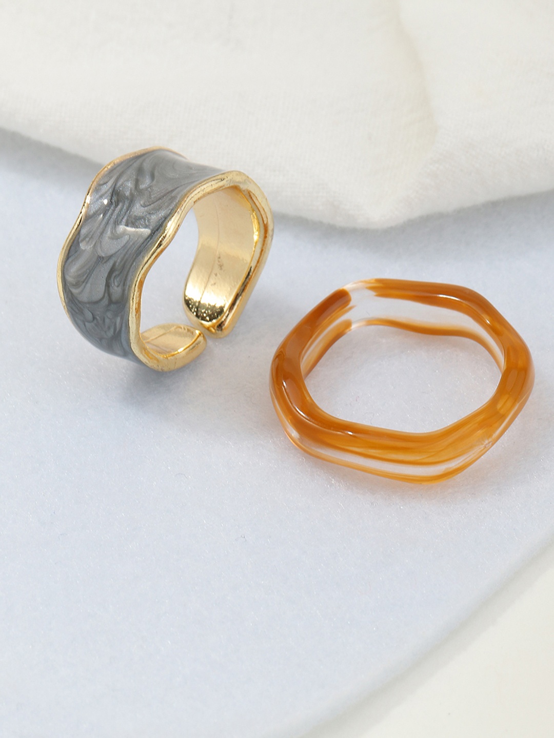 

URBANIC Women Set of 2 Gold-Plated Grey and Brown Finger Rings