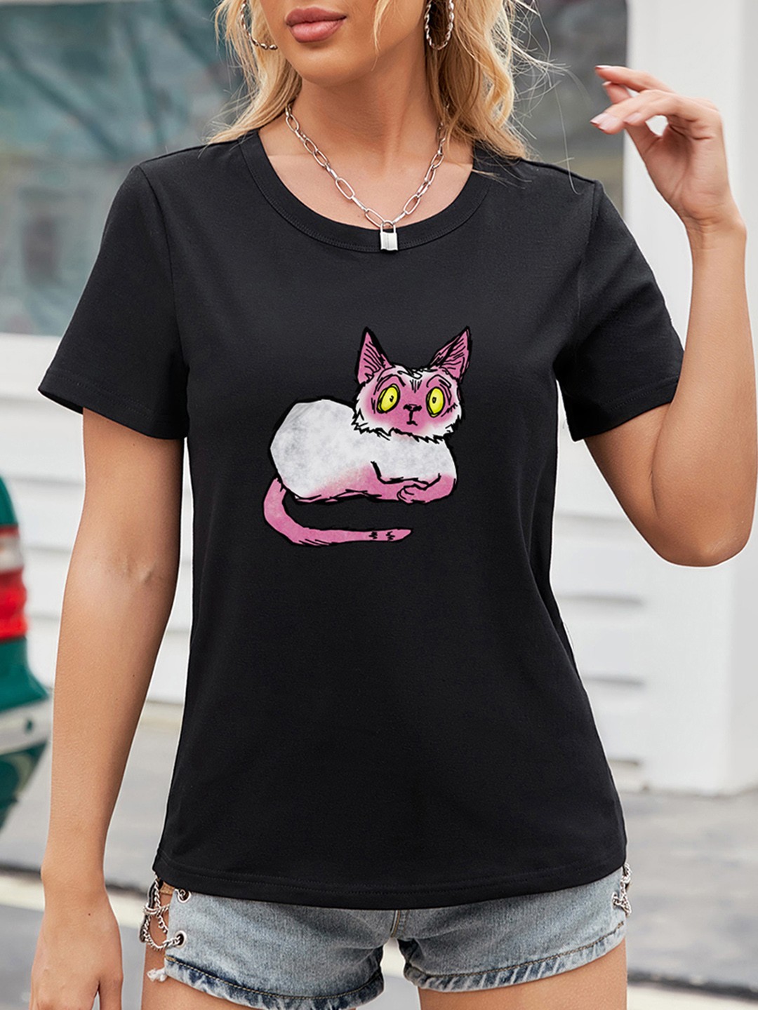 

URBANIC Women Black & Pink Printed T-shirt